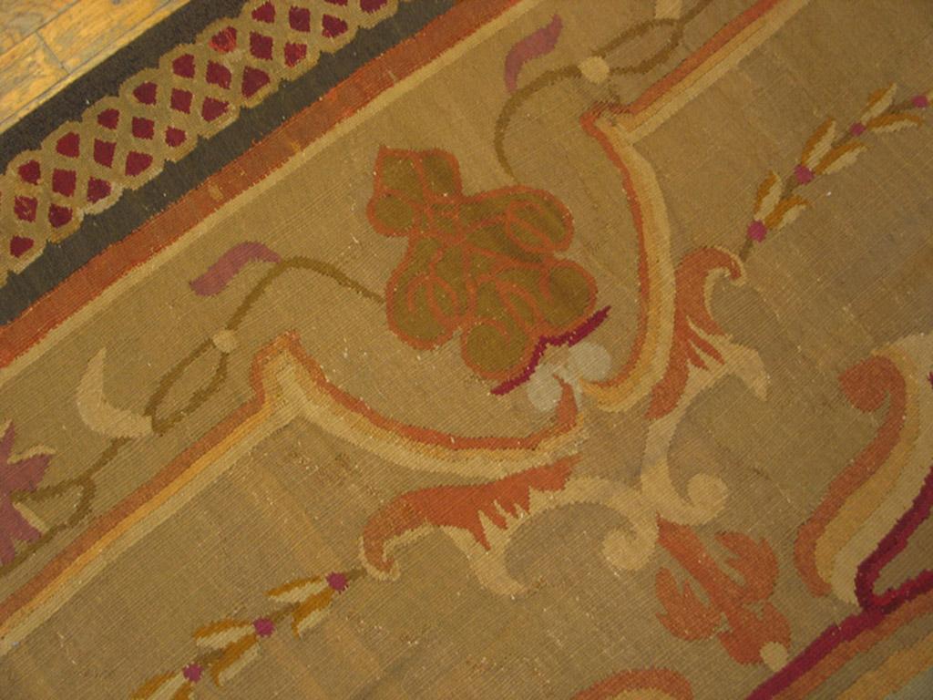 Antiker französischer Aubusson-Teppich, 2,13 m x 2,13 m, antik (Mittleres 19. Jahrhundert) im Angebot
