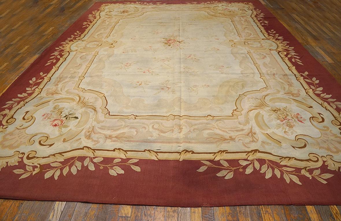 Hand-Woven Late 19th Century French Aubusson Carpet ( 9'7