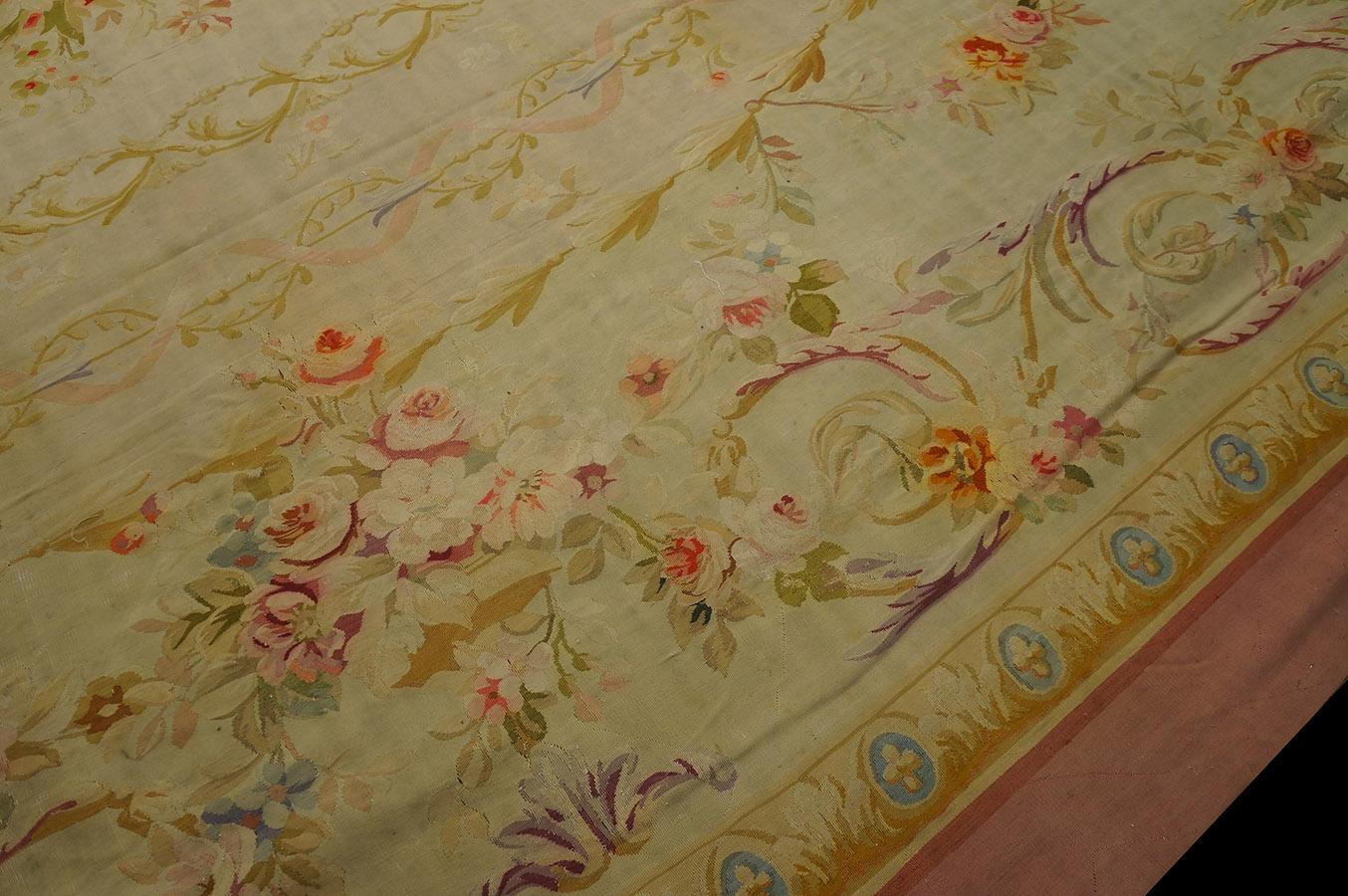 Early 20th Century French Aubusson Carpet ( 14'5' x 20'9'' - 440 x 633 ) 6