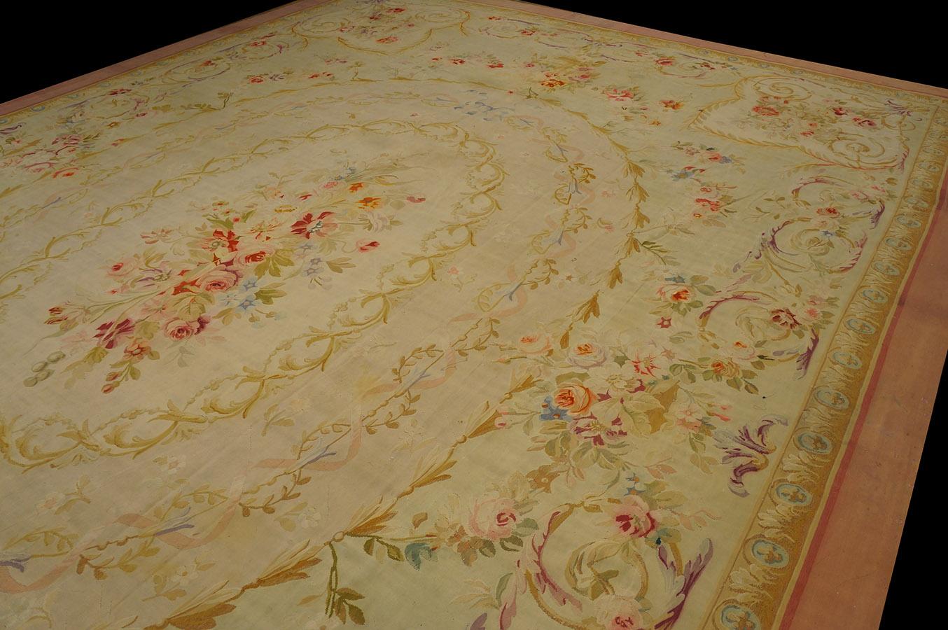 Wool Early 20th Century French Aubusson Carpet ( 14'5' x 20'9'' - 440 x 633 )