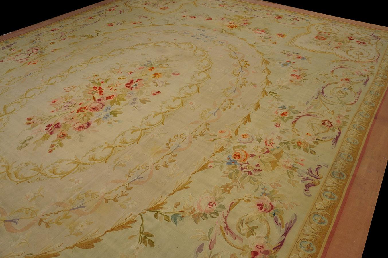 Early 20th Century French Aubusson Carpet ( 14'5' x 20'9'' - 440 x 633 ) 2