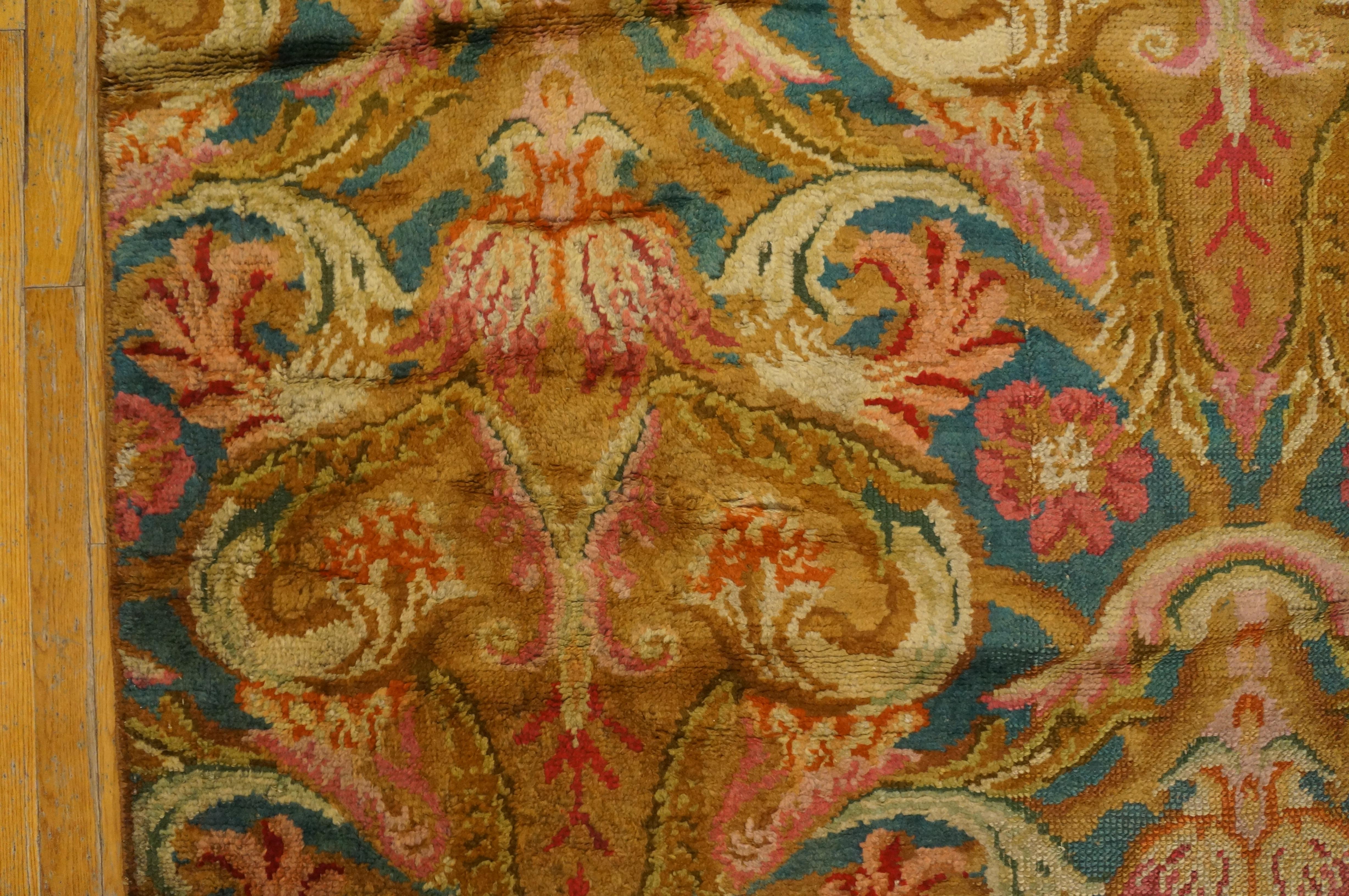 Mid-18th Century Mid 18th Century English Axminster Carpet ( 13'8