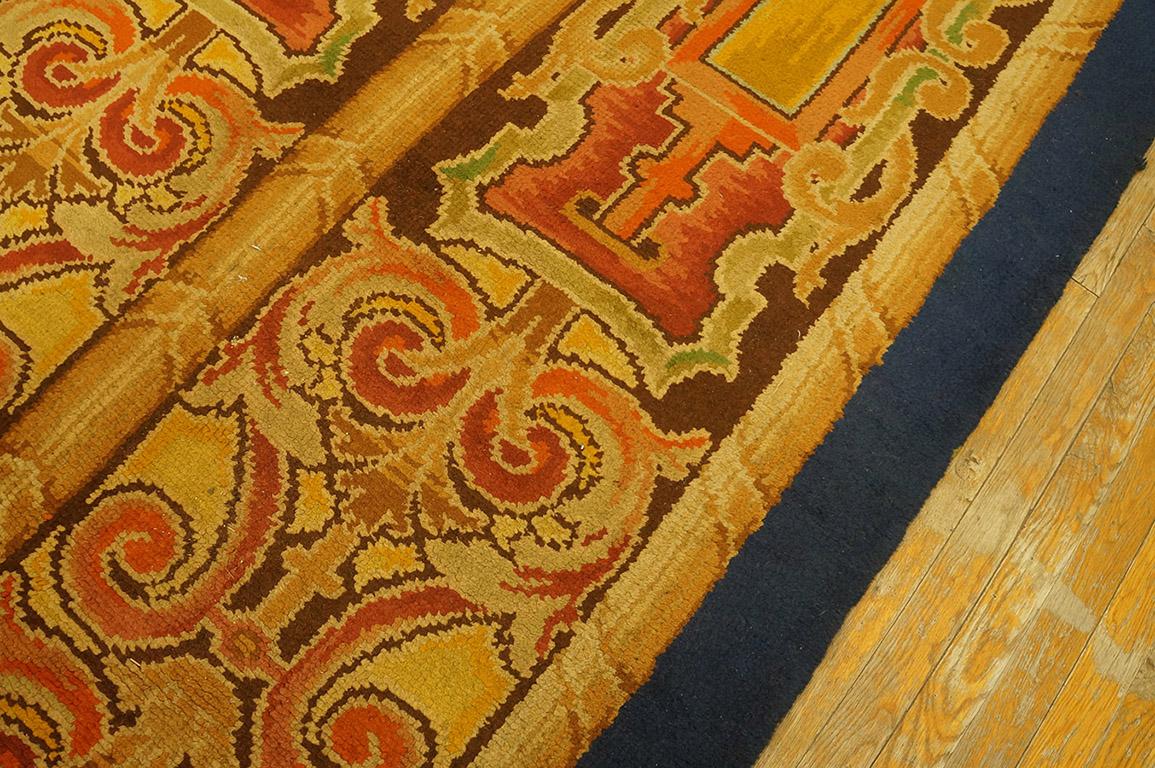 Hand-Woven Early 20th Century English Axminster Carpet ( 4'9