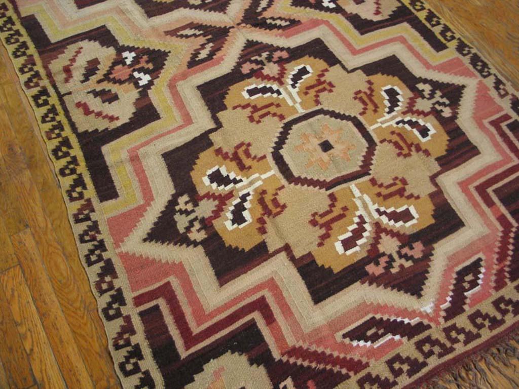 Early 20th Century Besserabian Flat-weave Carpet ( 5'2