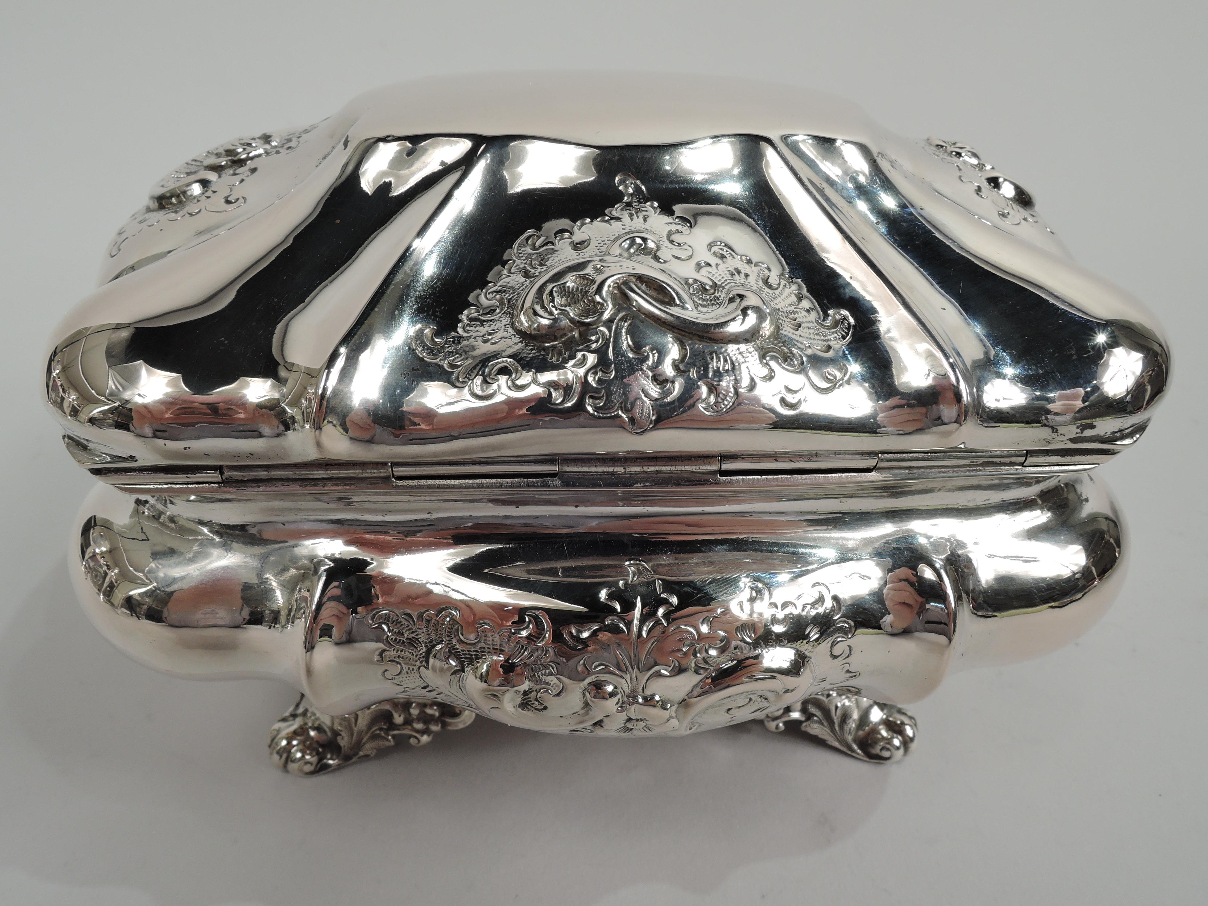 Antique European Biedermeier Silver Keepsake Casket Box In Excellent Condition For Sale In New York, NY
