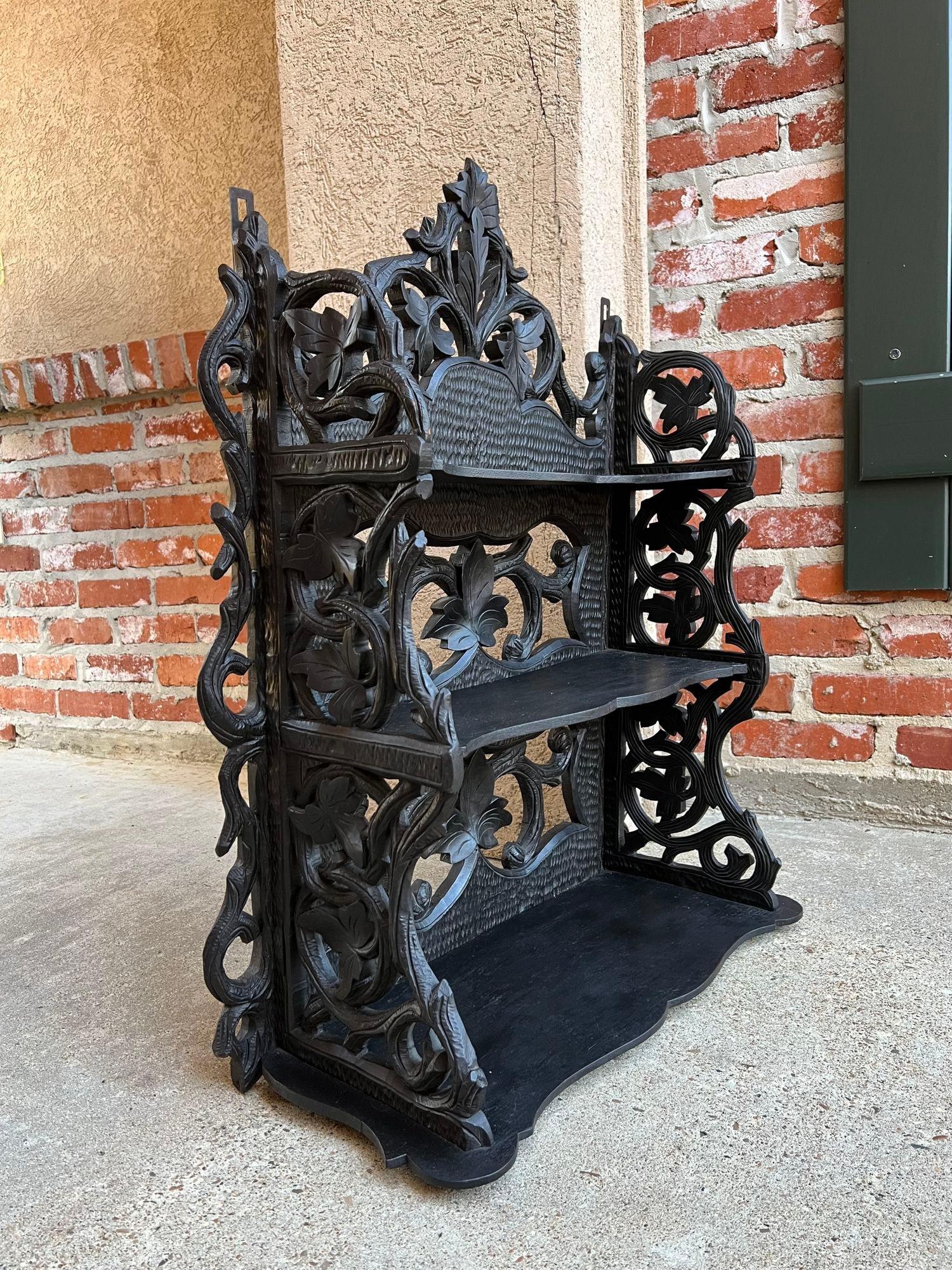 cast iron wall display