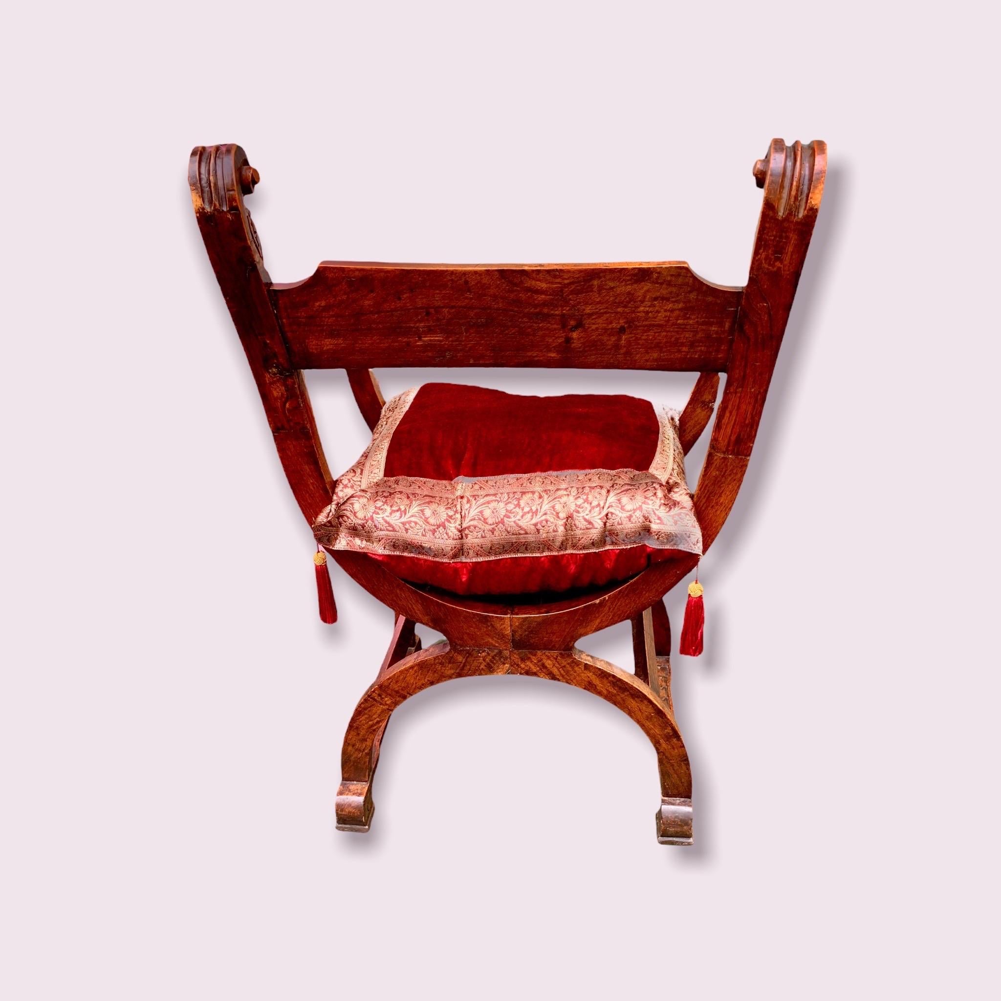 19th Century Antique European Carved Walnut Dante Chair For Sale