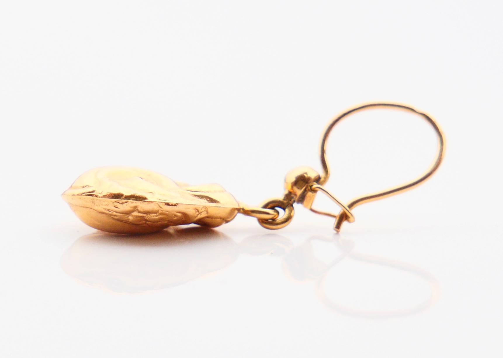 Pendants d'oreilles européens anciens en or massif 18 carats 2,8 g en vente 1