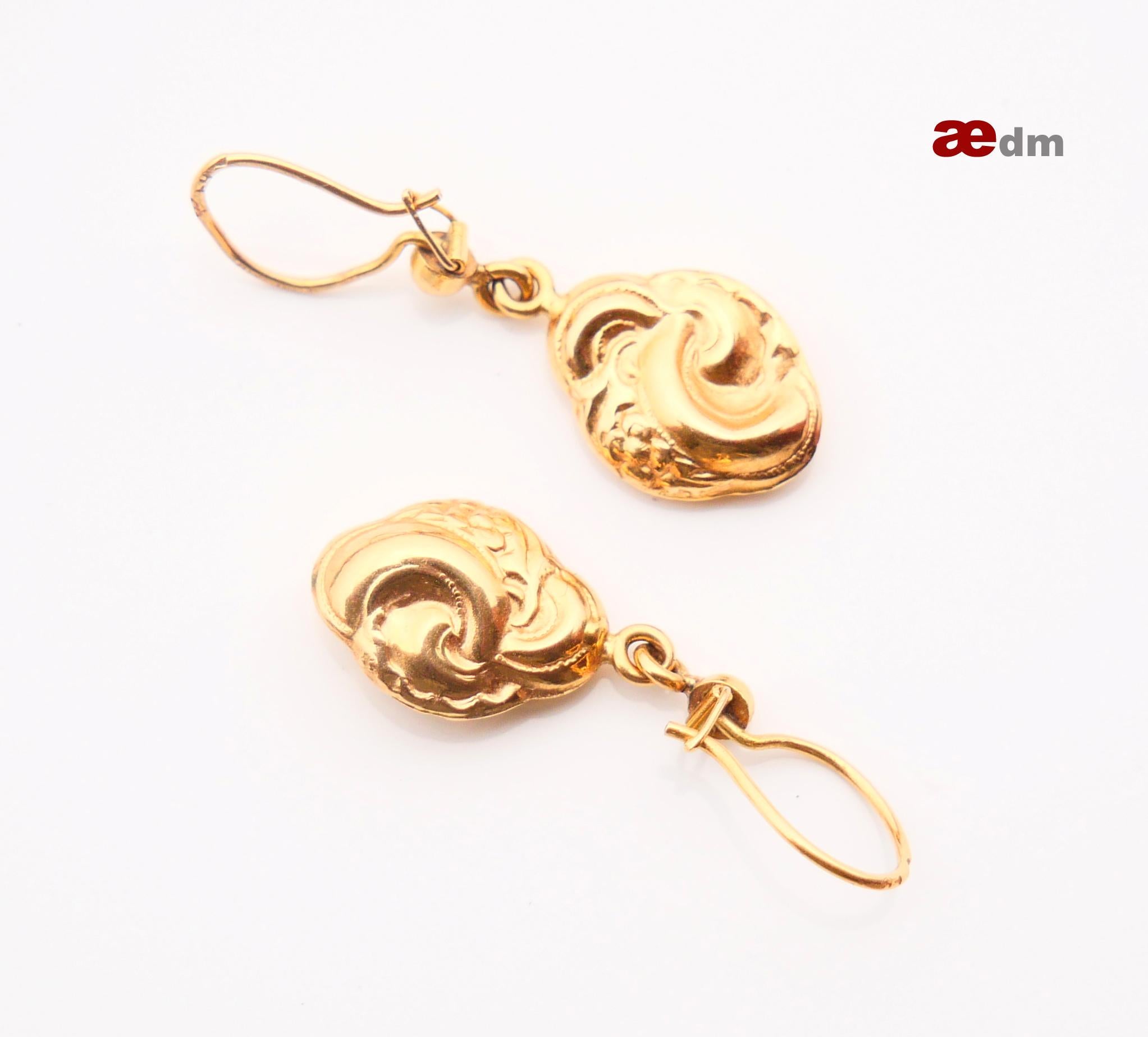 Antique European Dangle Earrings solid 18K Gold/2.8 gr For Sale 2