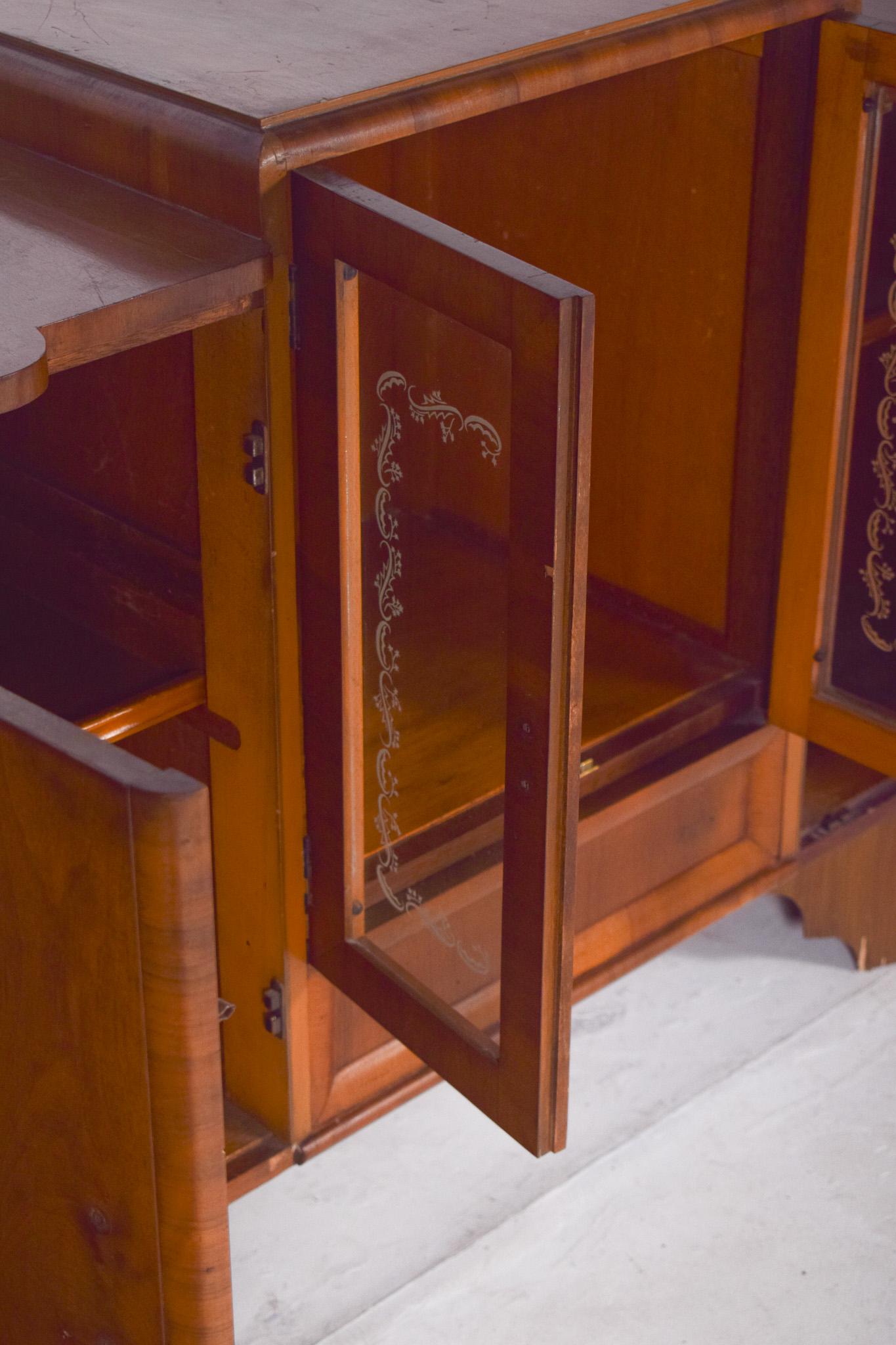 Antique European Deco-Style Sideboard with Bar For Sale 3