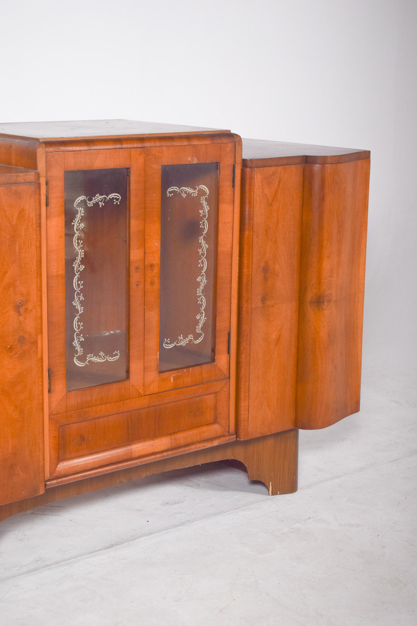Antique European Deco-Style Sideboard with Bar In Fair Condition For Sale In Lisboa, Lisboa