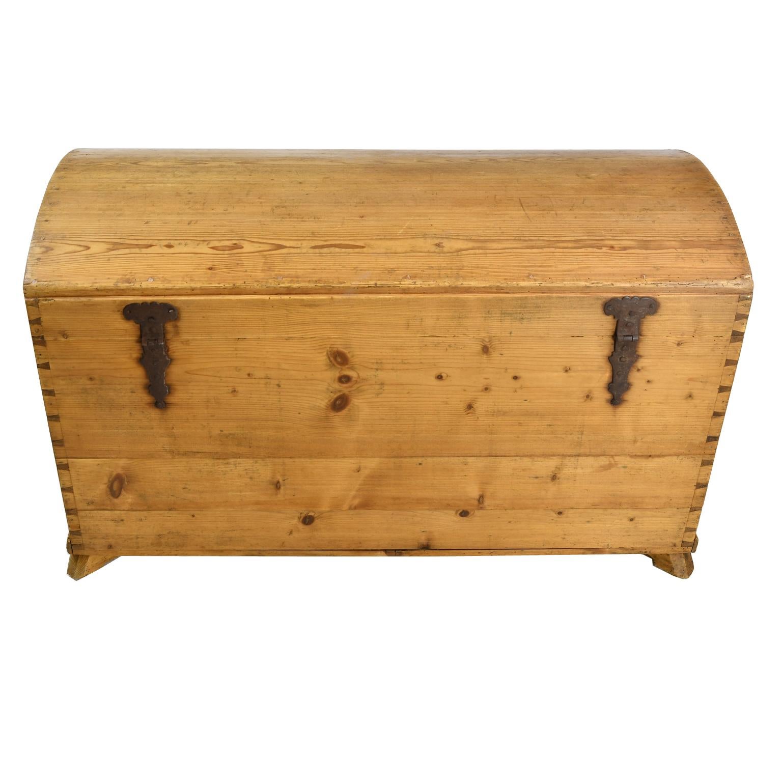 19th Century Antique European Dome-Top Blanket Chest in Pine with Interior Glove Box For Sale