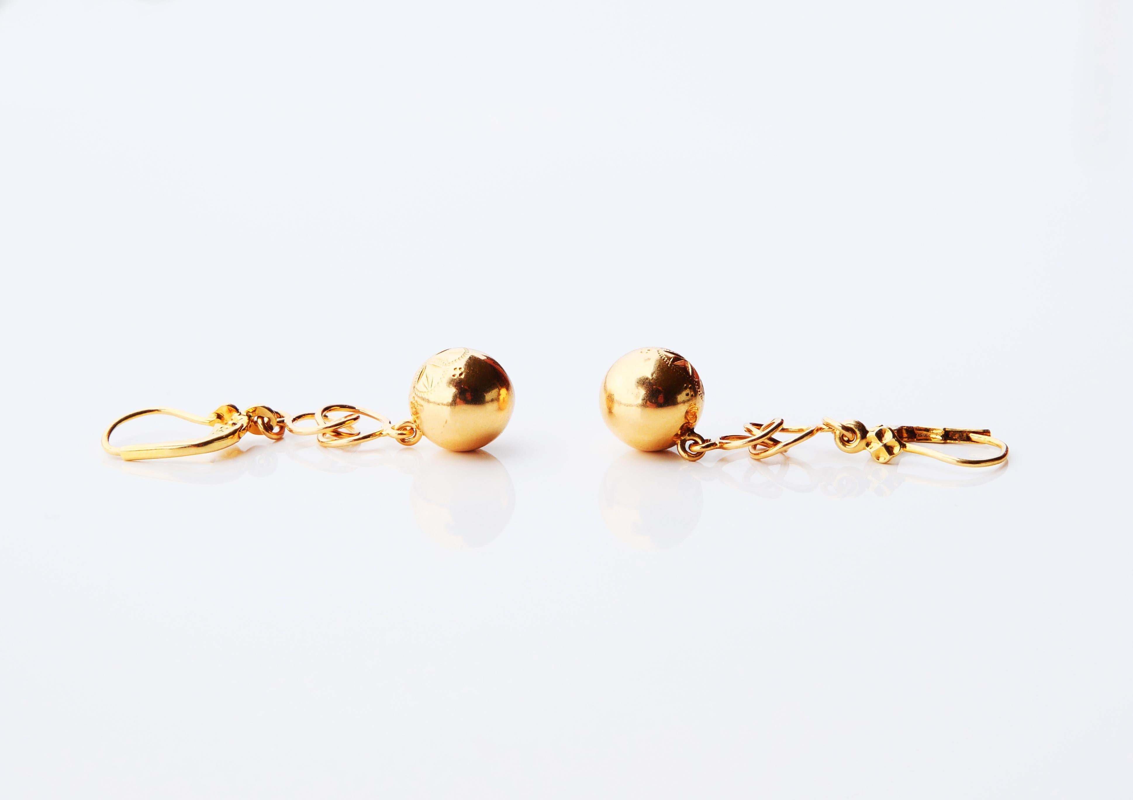 Antique European Earrings Balls Octagonal Stars solid 18K Gold /3.8gr For Sale 4