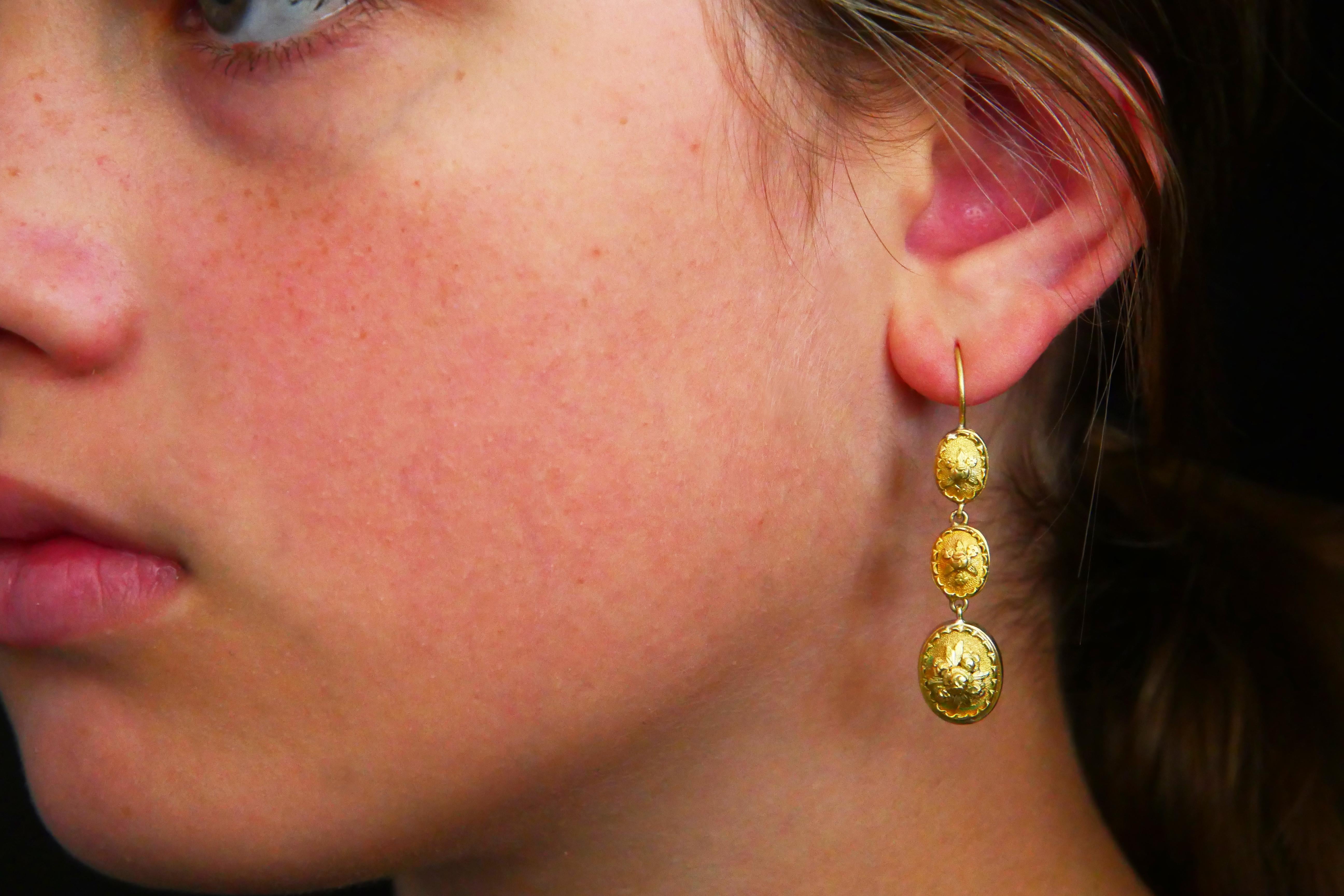 Antike europäische Ohrringe aus massivem 18K Gold /7.2gr Damen im Angebot