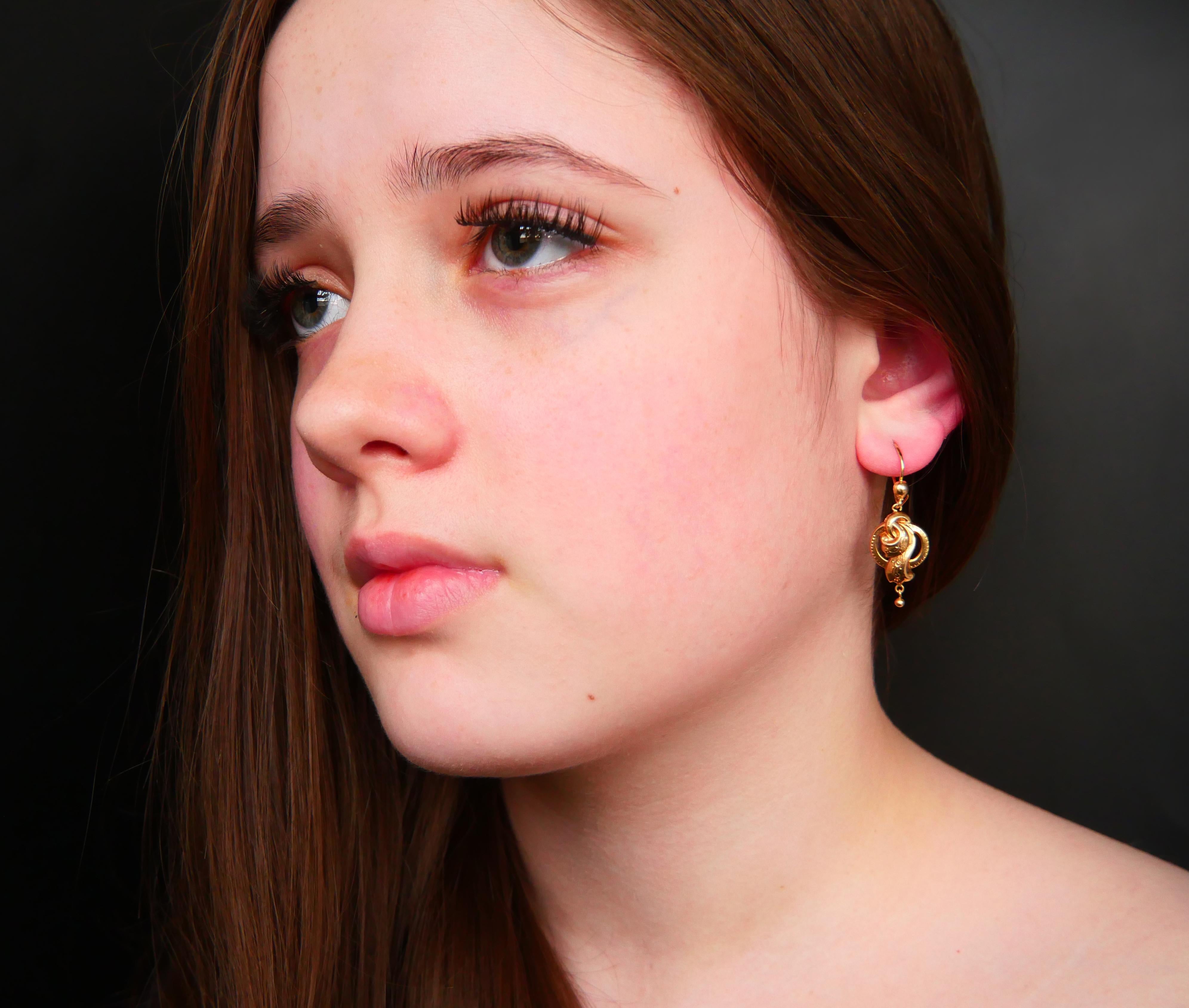 Antique European Earrings solid 18K Orange Gold / 2.4 gr For Sale 1