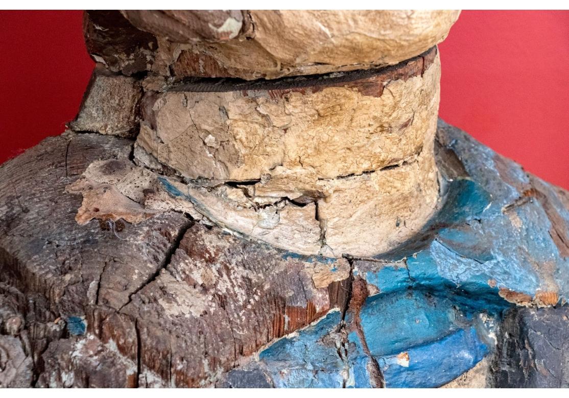 Ancienne enseigne de magasin nautique peinte et sculptée selon les règles de l'art populaire européen en vente 4