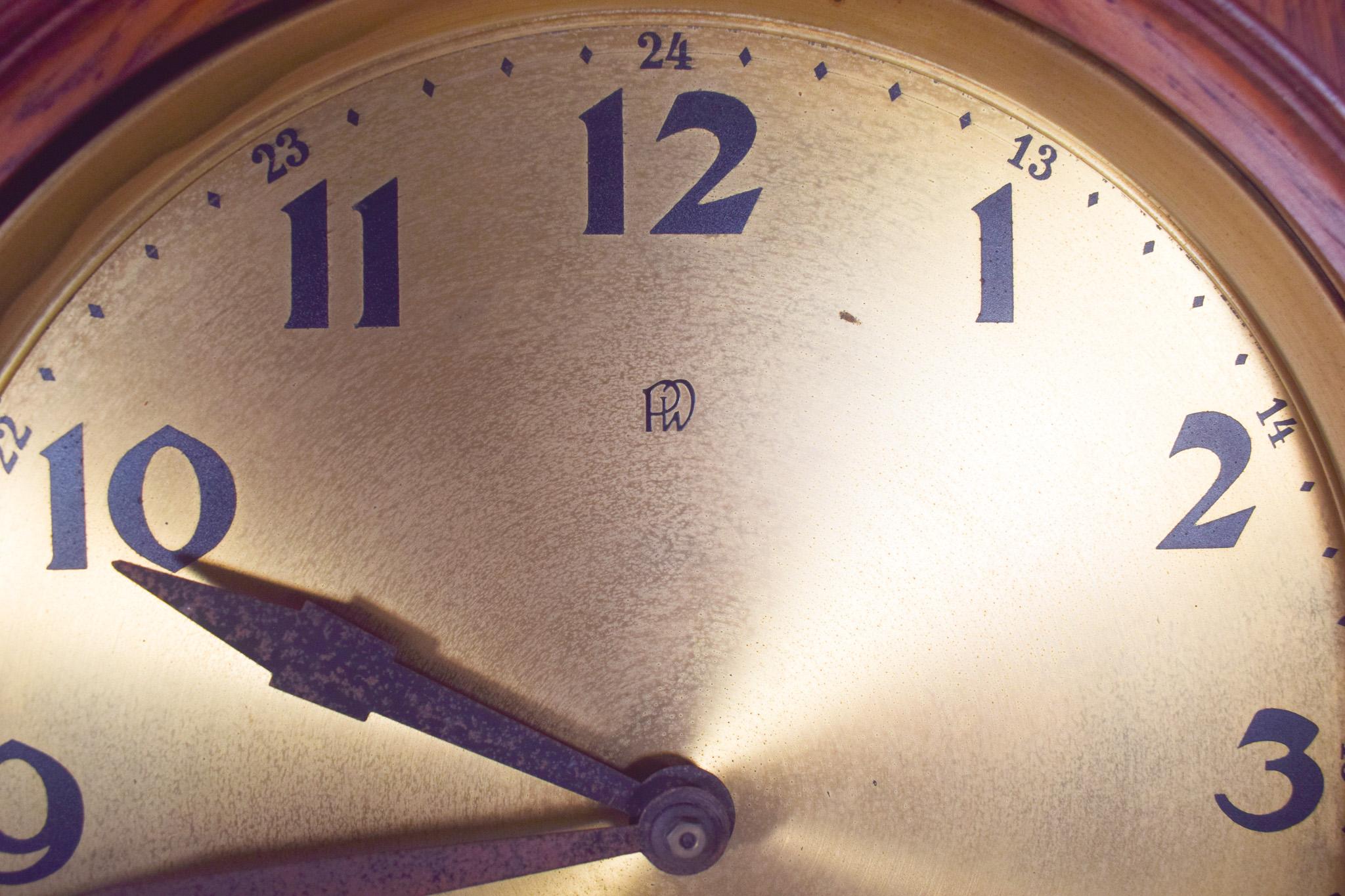 Antique European Grandfather Clock For Sale 4