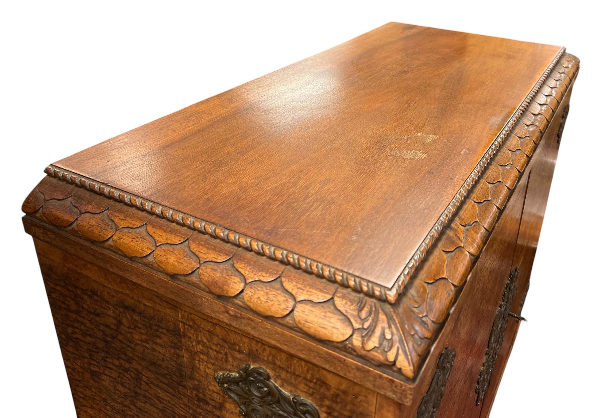 Antique European Iberian Cabinet with Barley Twist Legs In Good Condition For Sale In North Palm Beach, FL