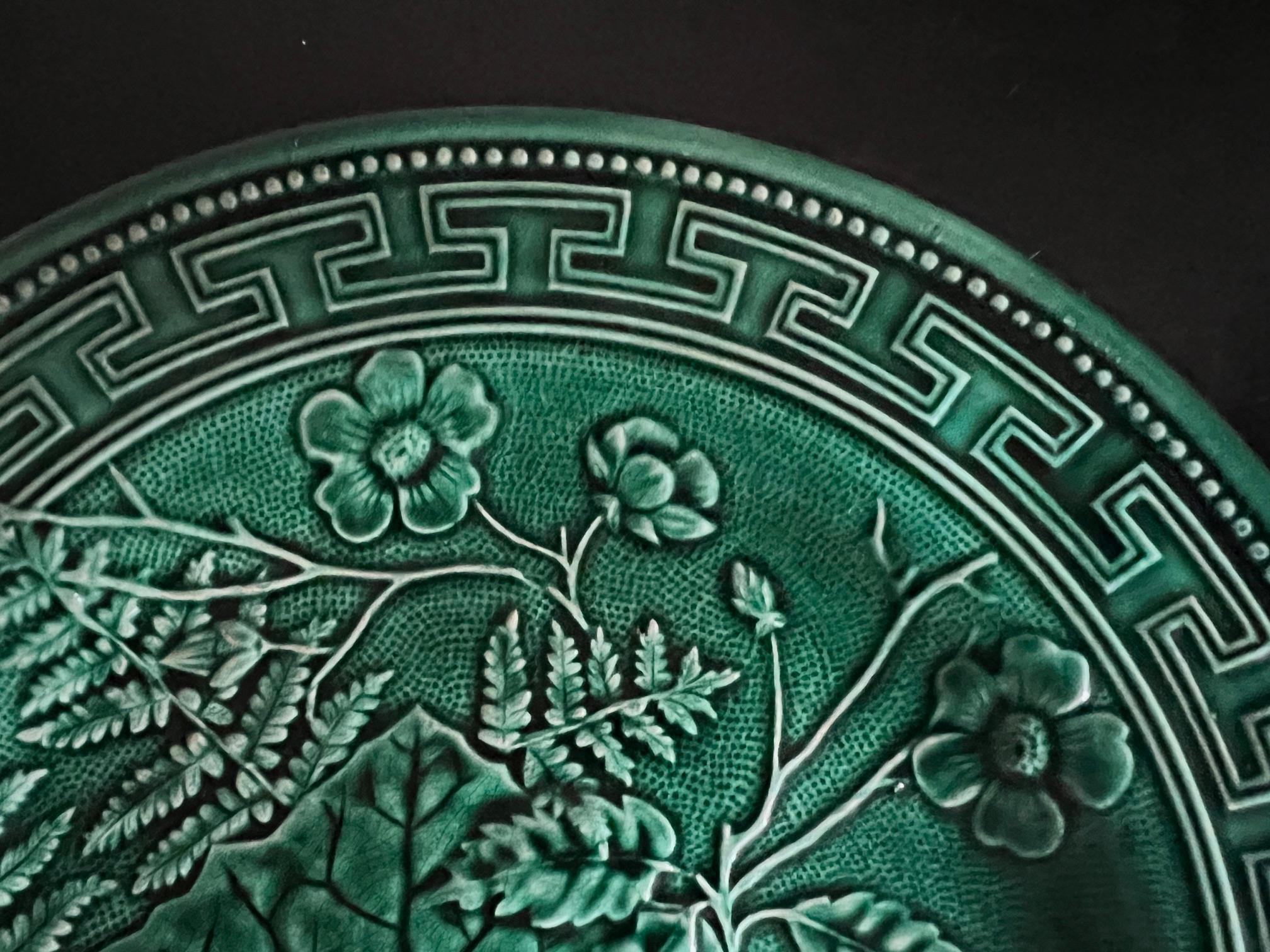 English Antique European Majolica Fern & Leaf Plate With Greek Key Border- Set of 2