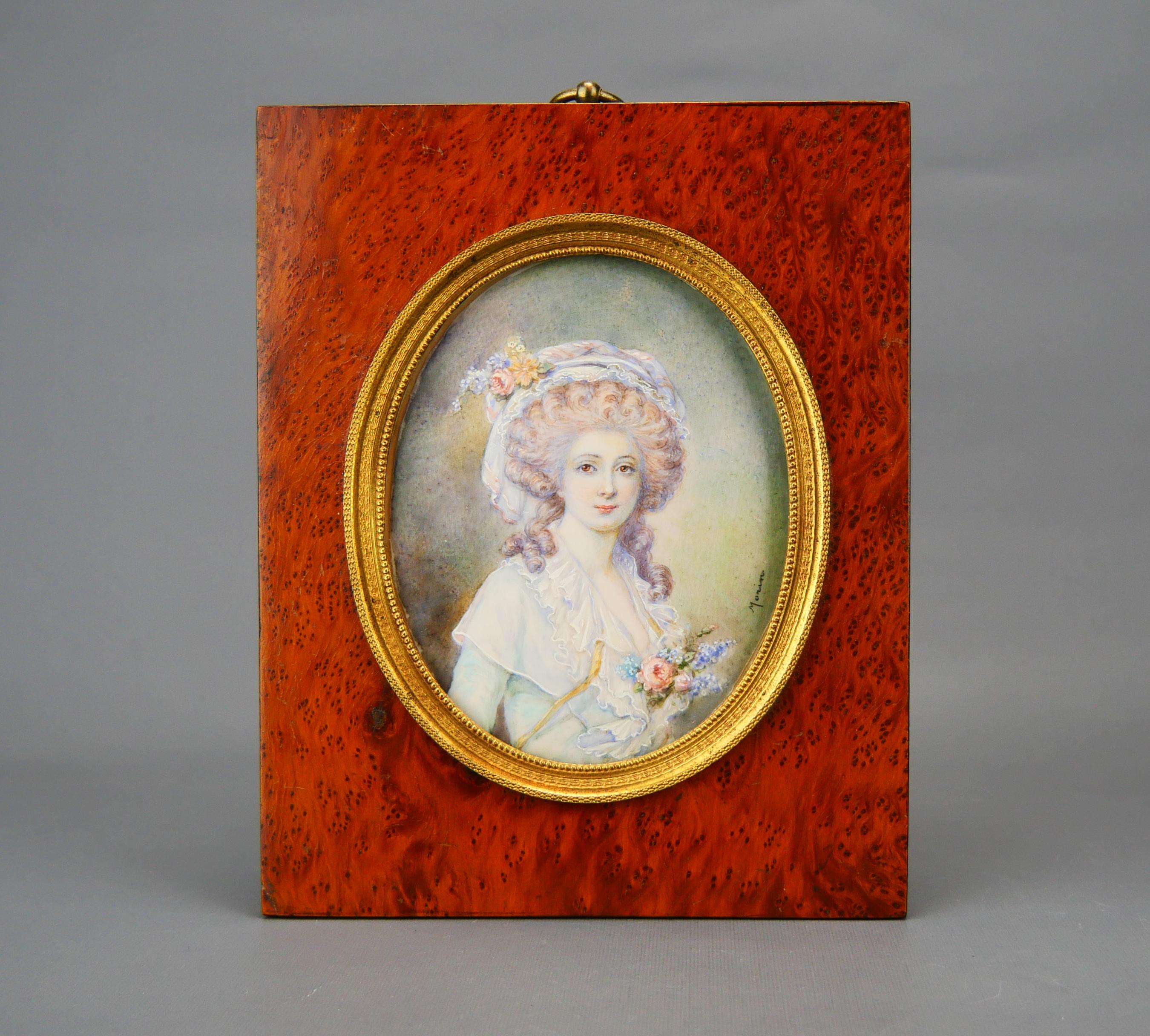 Antike europäische Miniatur Portrait Temperamalerei Frau in feinem Kleid (Europäisch) im Angebot
