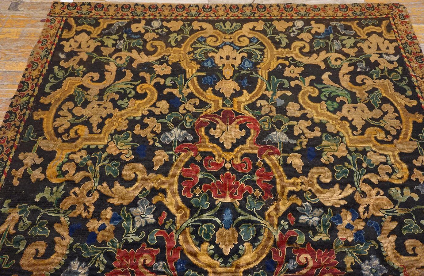 Französischer Nadelspitze-Teppich aus der Mitte des 18. Jahrhunderts ( 5' x 8 8'' - 152 x 264 ) im Angebot 2