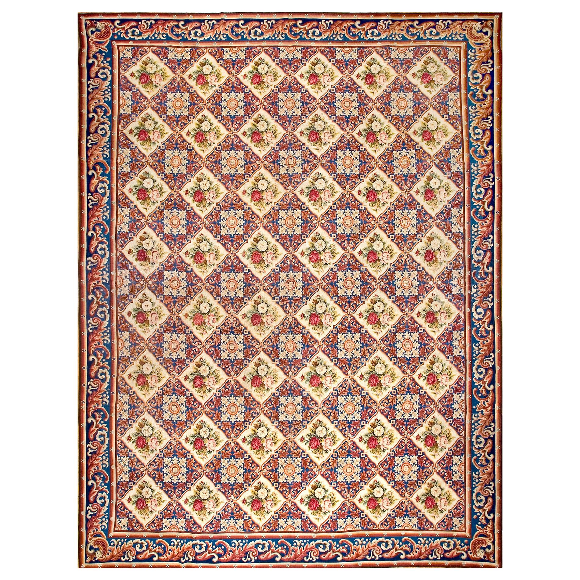 Antique European Needlepoint Rug 12'8" x 14'0" (tapis européen à point de croix) en vente