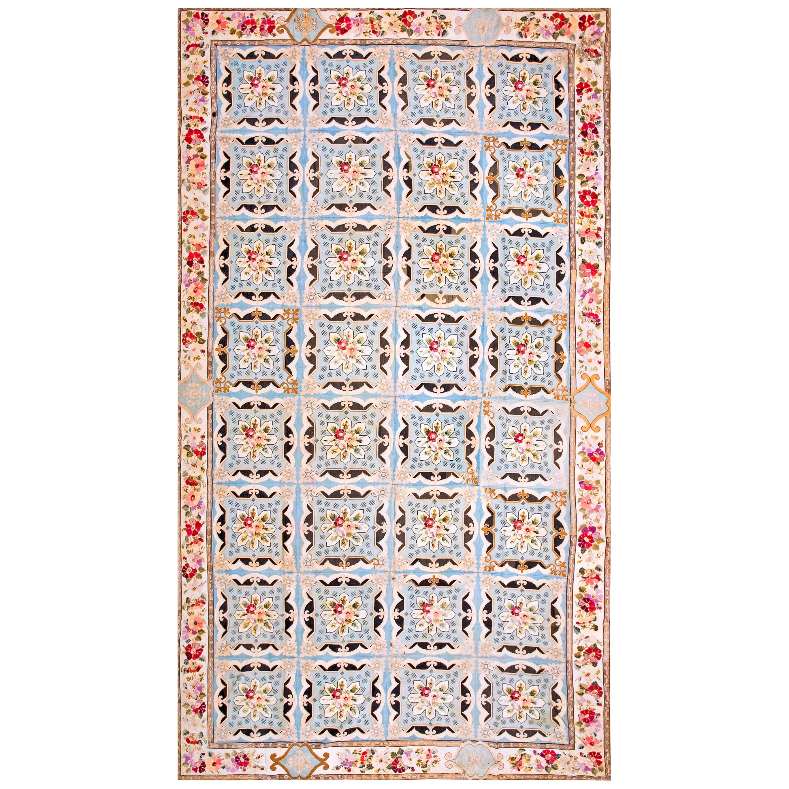 Alfombra europea antigua de punto de aguja 9'6" x 16'6 en venta