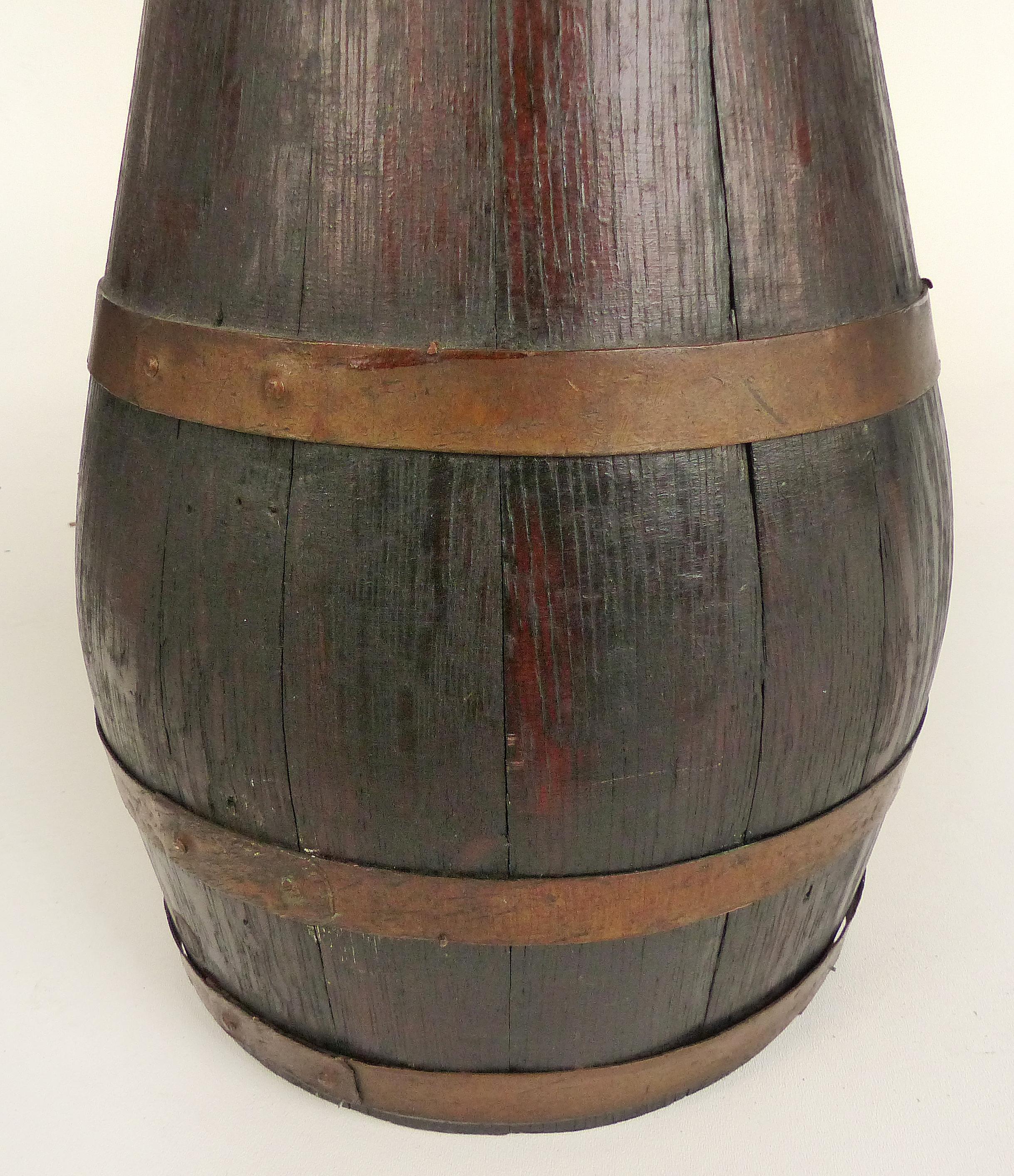 Antique European Oak and Copper Handled Peet Bucket For Sale 1