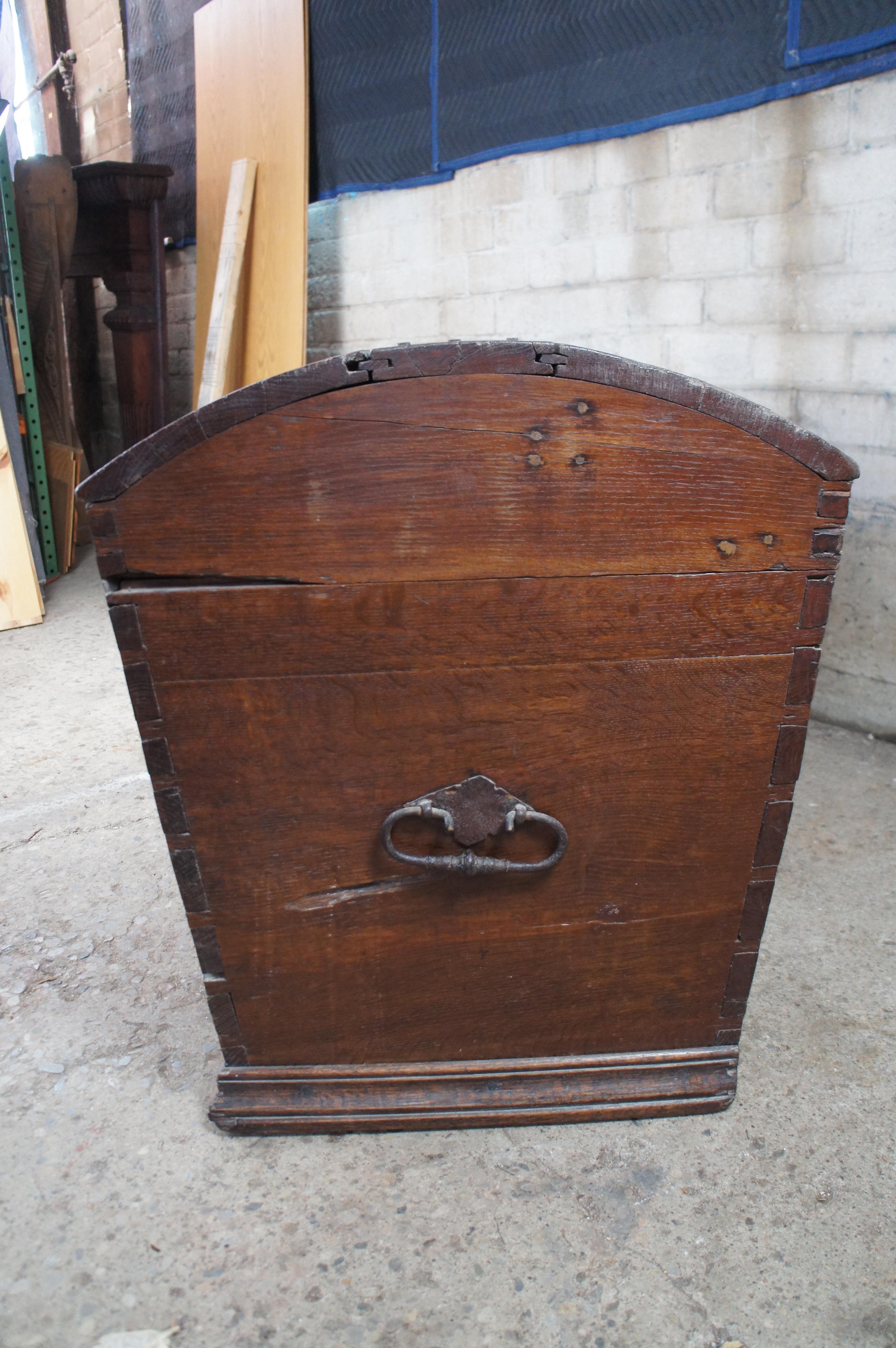 Antique European Oak Dome Top Blanket Storage Sea Chest Immigrants Trunk 50
