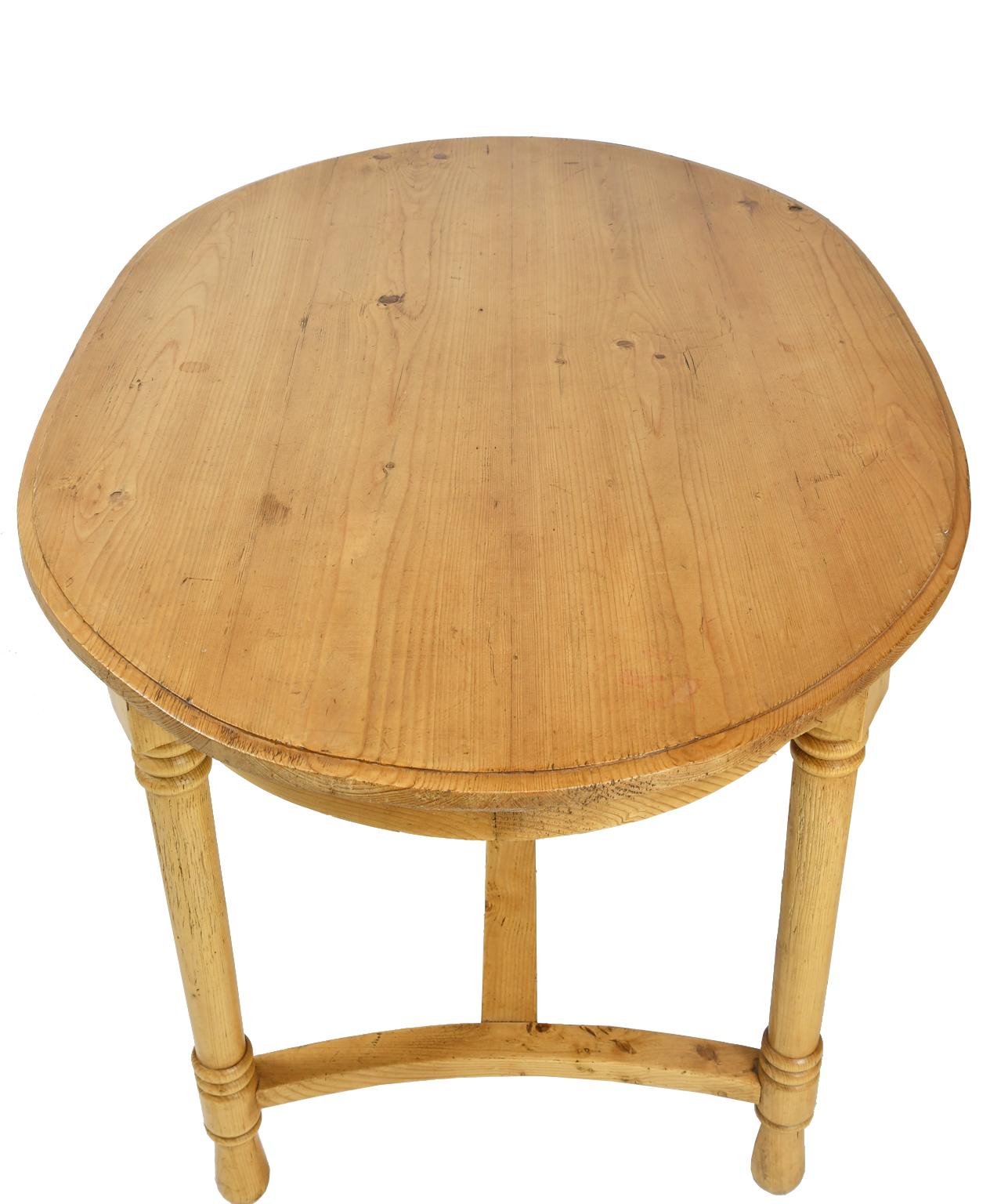 Antique European Oval Table in Pine, Danish or German, circa 1900 4