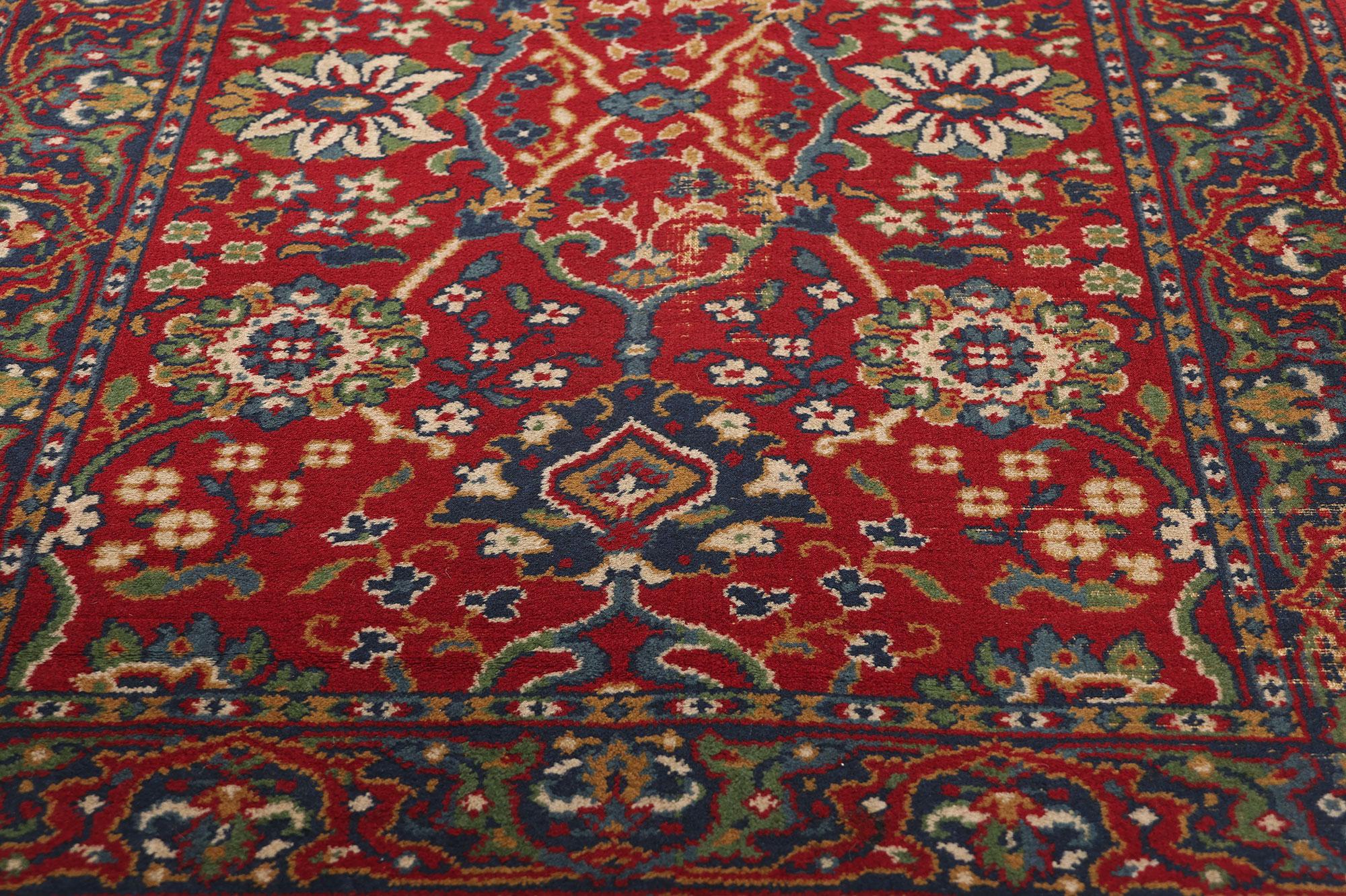 Antiker europäischer persischer geblümter Teppich (Maschinell gefertigt) im Angebot