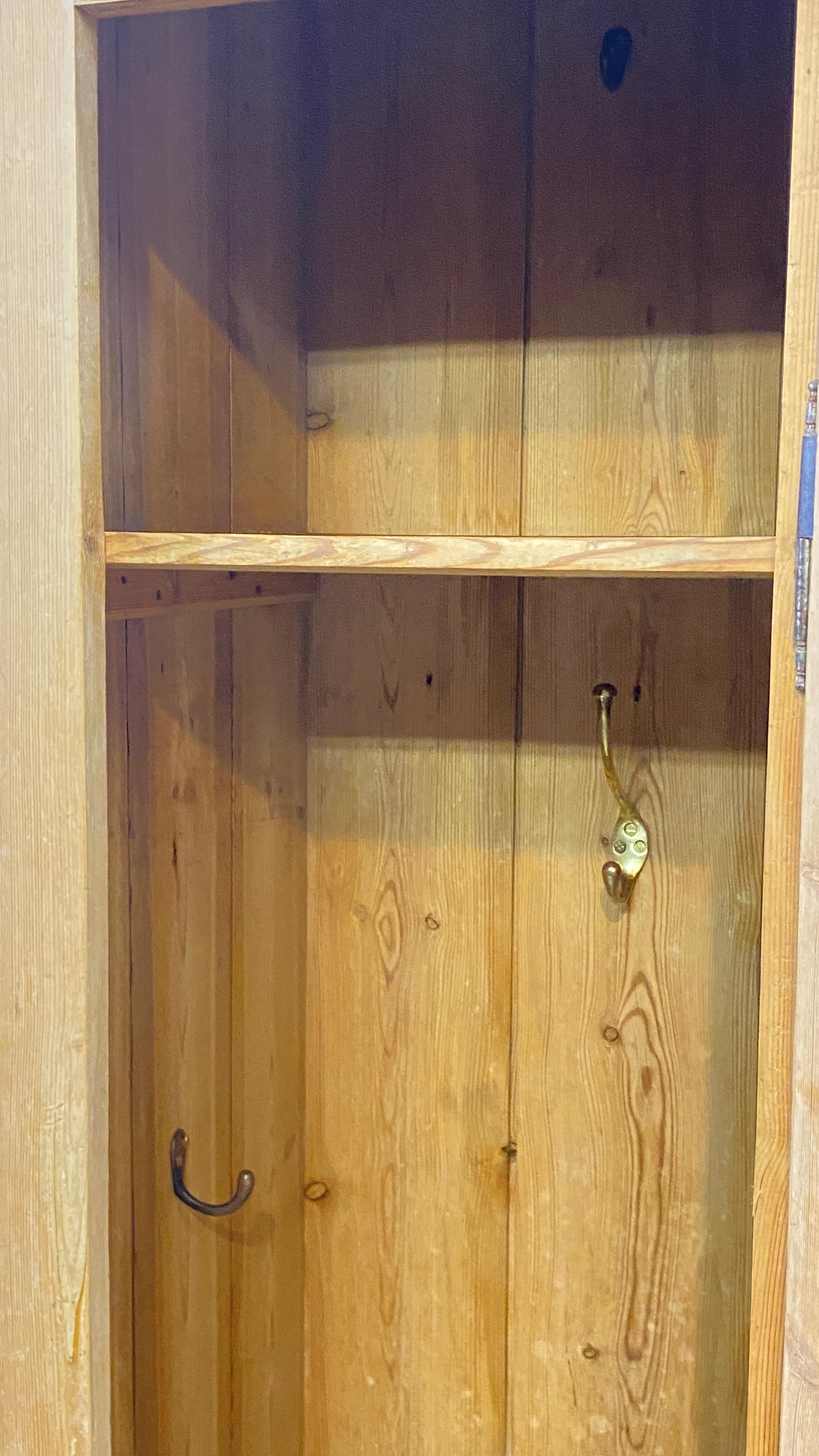 Antique European Pine Gym / Spa / Swimming Pool Locker, circa 1900 4