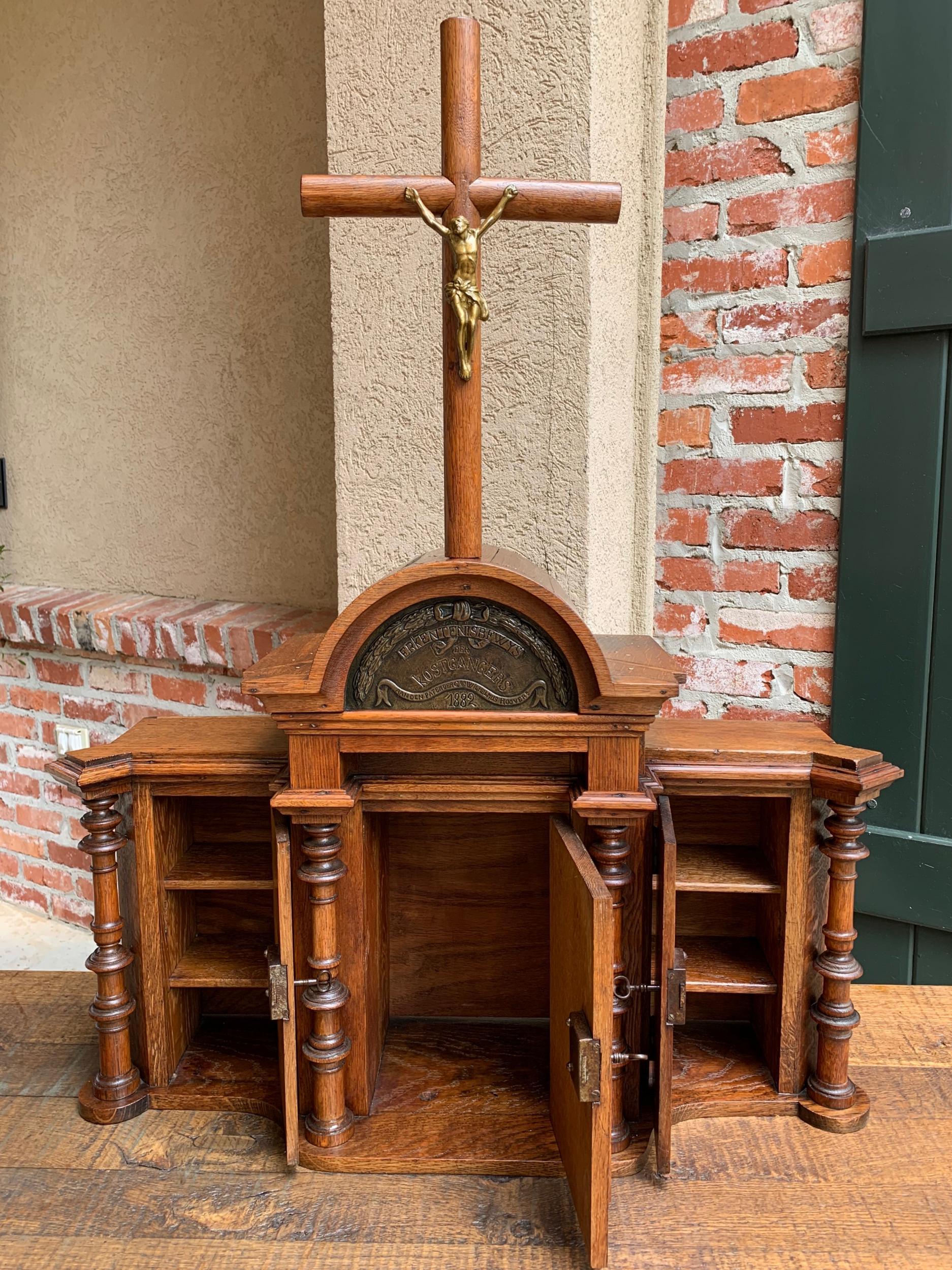 Antique European Reliquary Altar Cabinet Oak Box Liturgical 19th Century Belgium 3