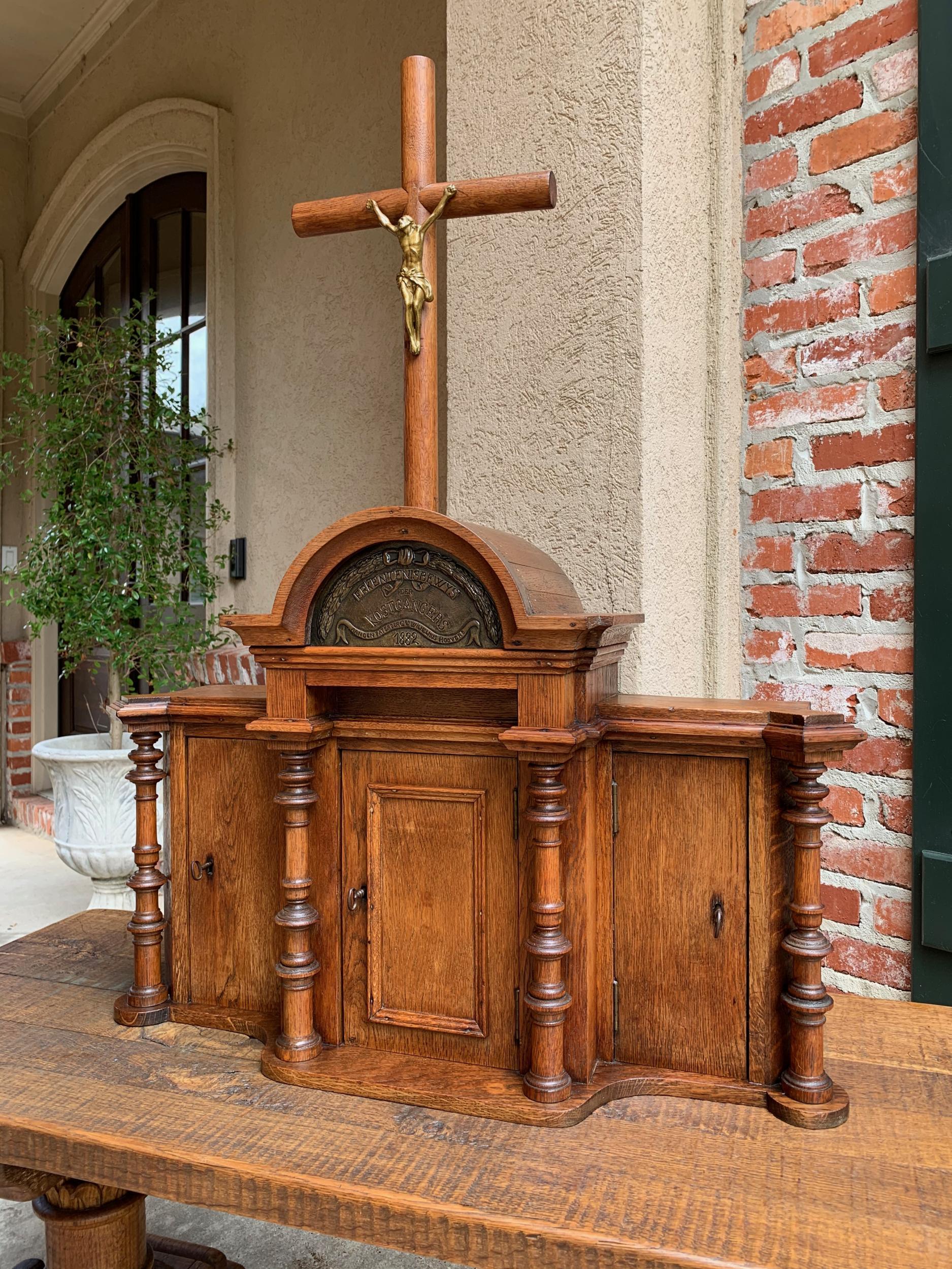 Antique European Reliquary Altar Cabinet Oak Box Liturgical 19th Century Belgium 6