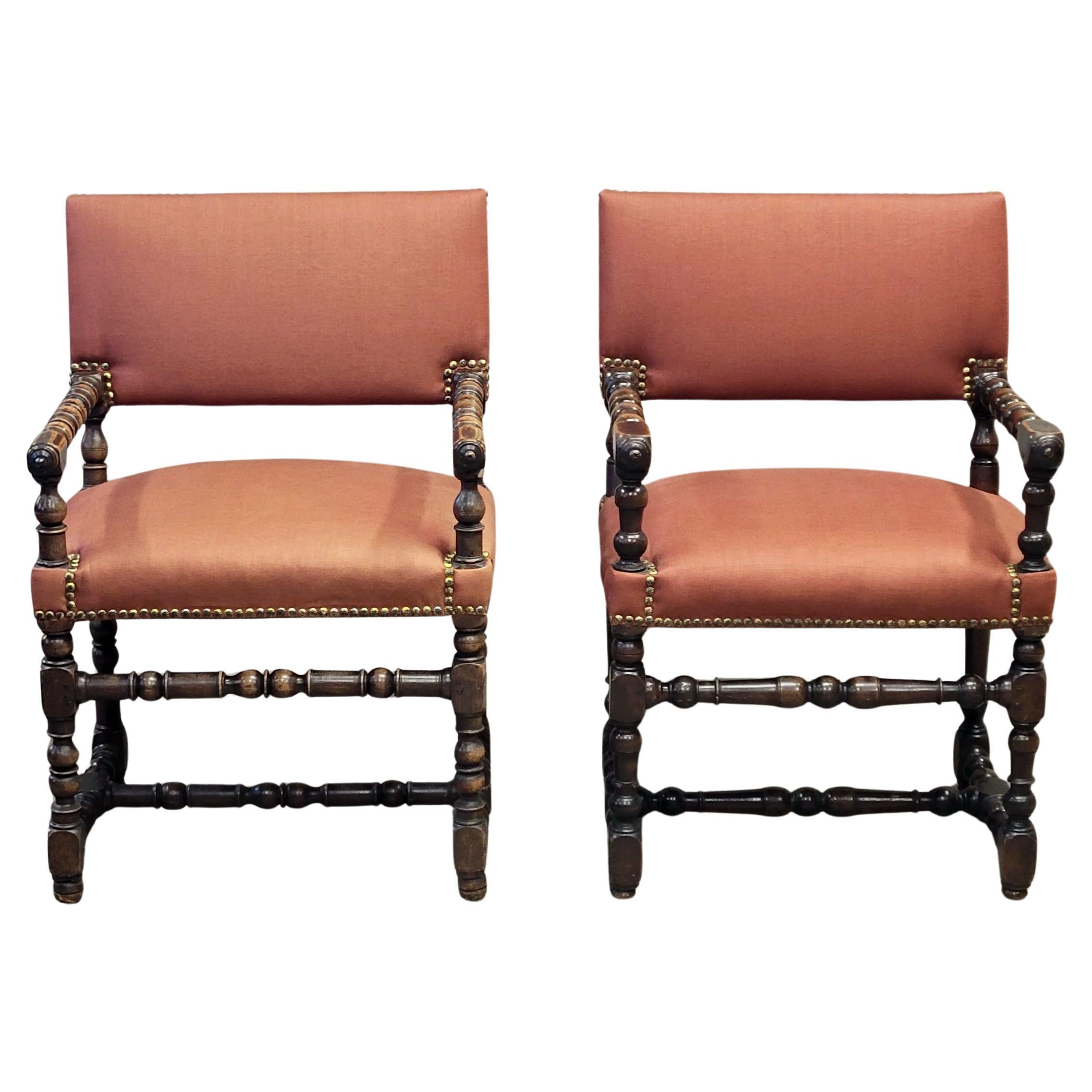 Antiche sedie rinascimentali europee con rivestimento in lino di terracotta in vendita