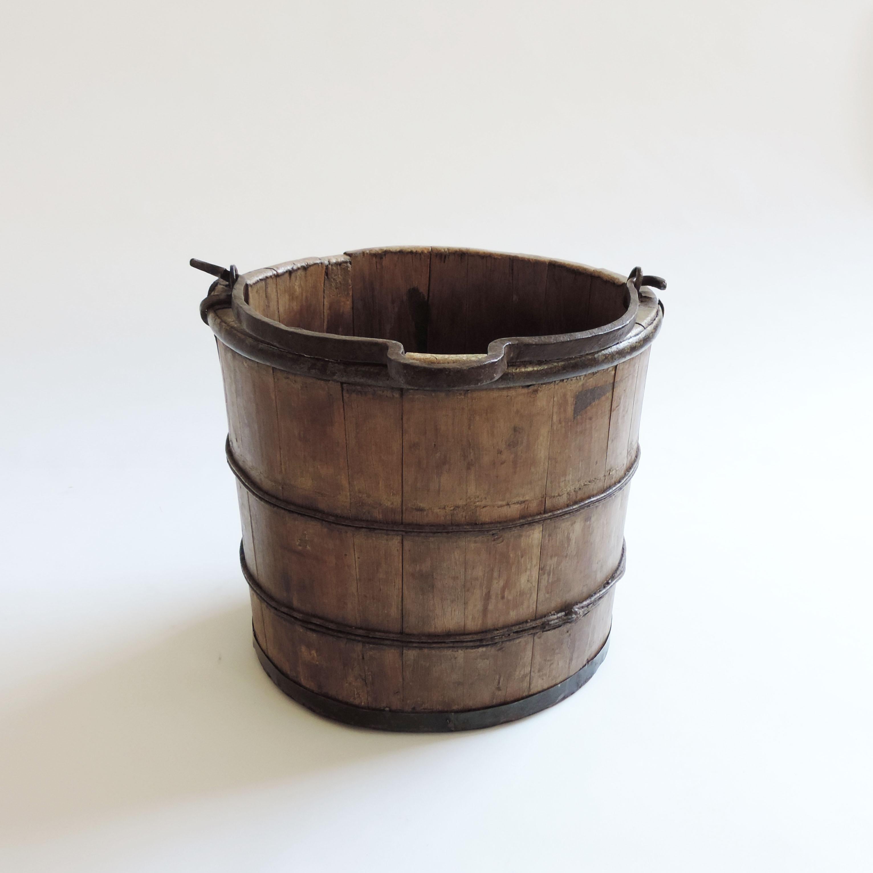 Late 19th Century Antique European Rural Bucket in Wood and Iron For Sale