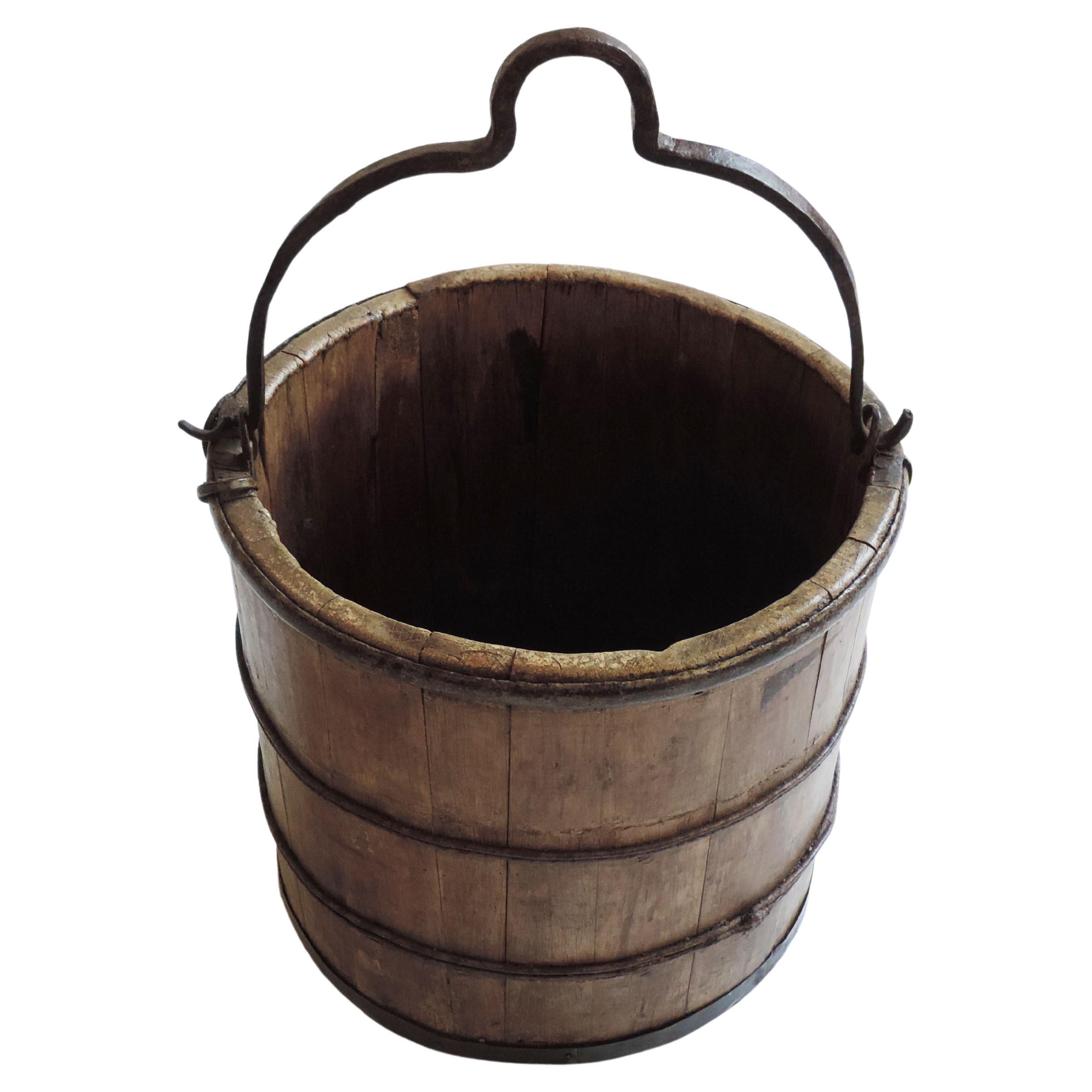 Antique European Rural Bucket in Wood and Iron For Sale at 1stDibs | iron  bucket, medieval bucket, wooden well bucket