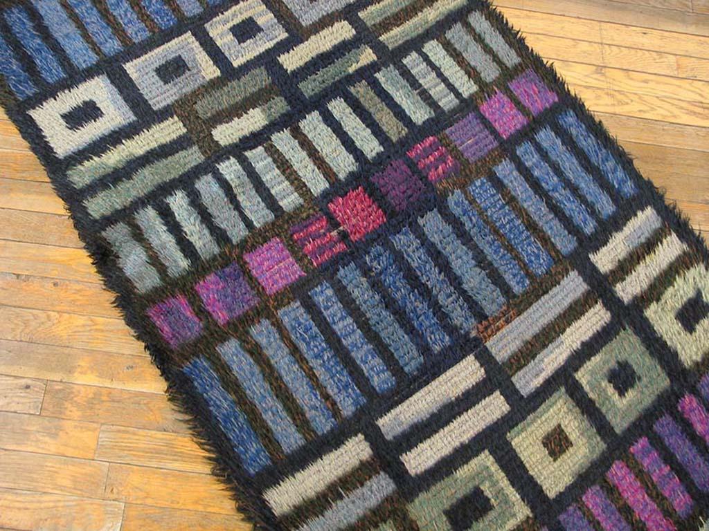 Mid 20th Century Swedish Rya Carpet ( 3'2