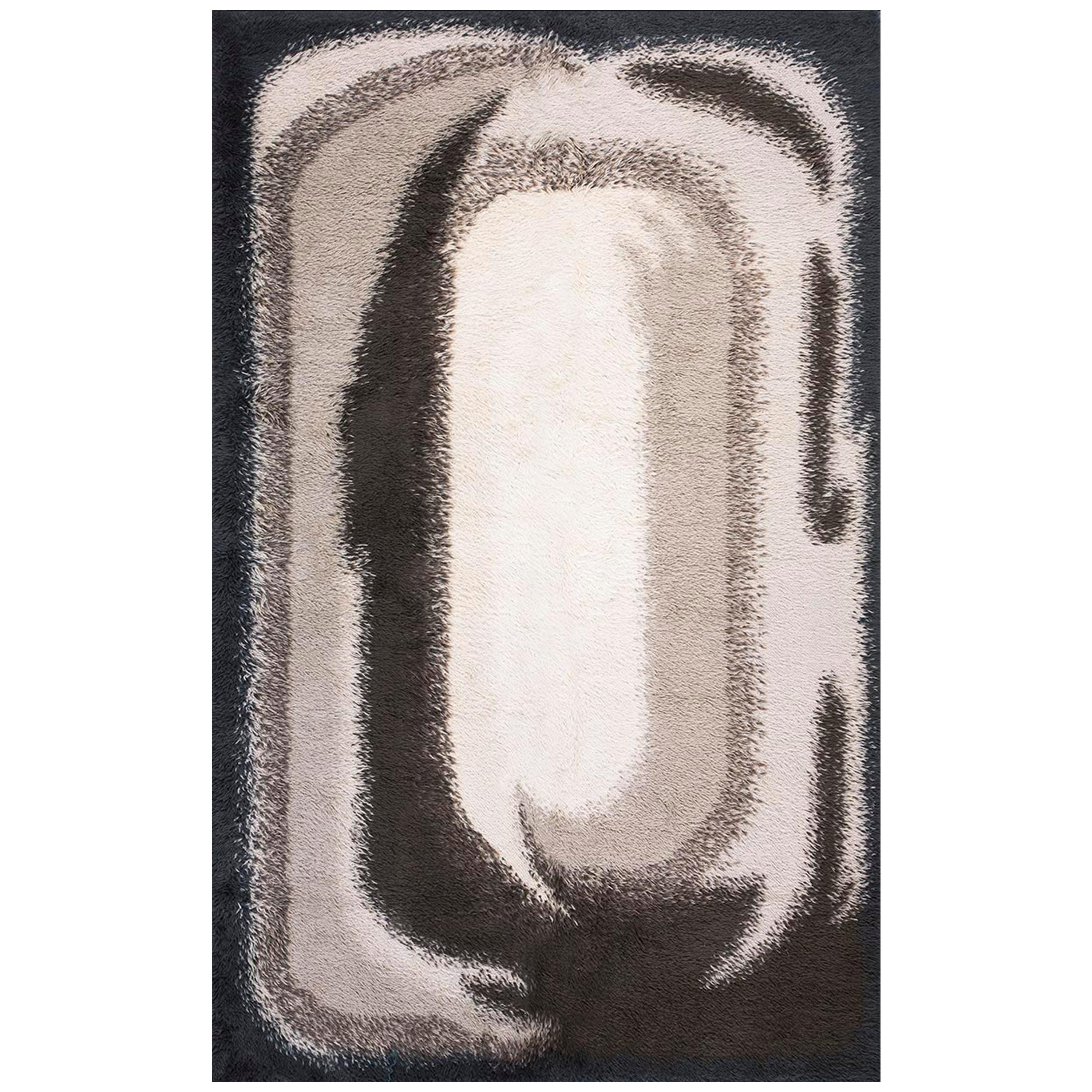 Mid 20th Century Swedish Rya Carpet ( 6' x 9'8" - 182 x 2940 cm) For Sale