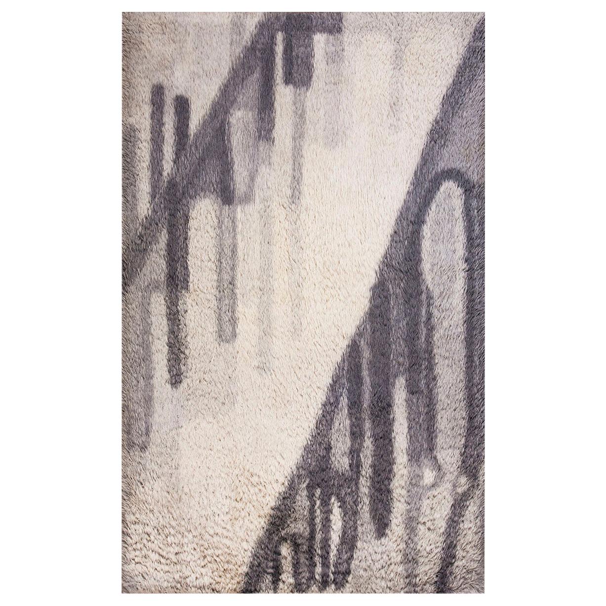 Mid 20th Century Swedish Rya Carpet ( 6' 2" x 9' 6" -168 x 289 cm)