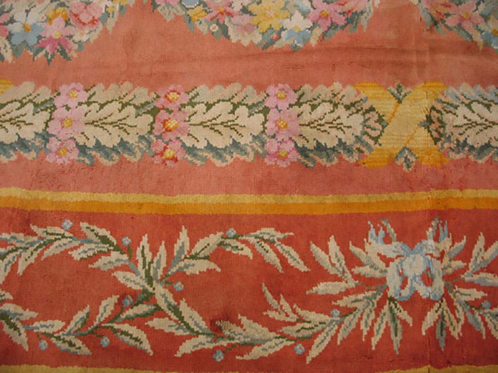 Antique European Savonnerie Rug In Good Condition For Sale In New York, NY