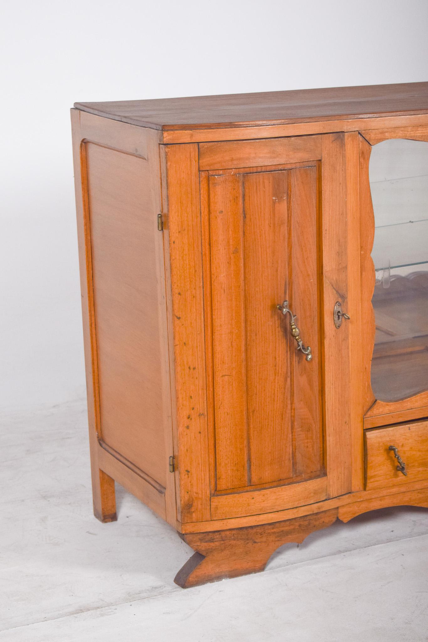 Antique European Sideboard with Display Case In Good Condition For Sale In Lisboa, Lisboa