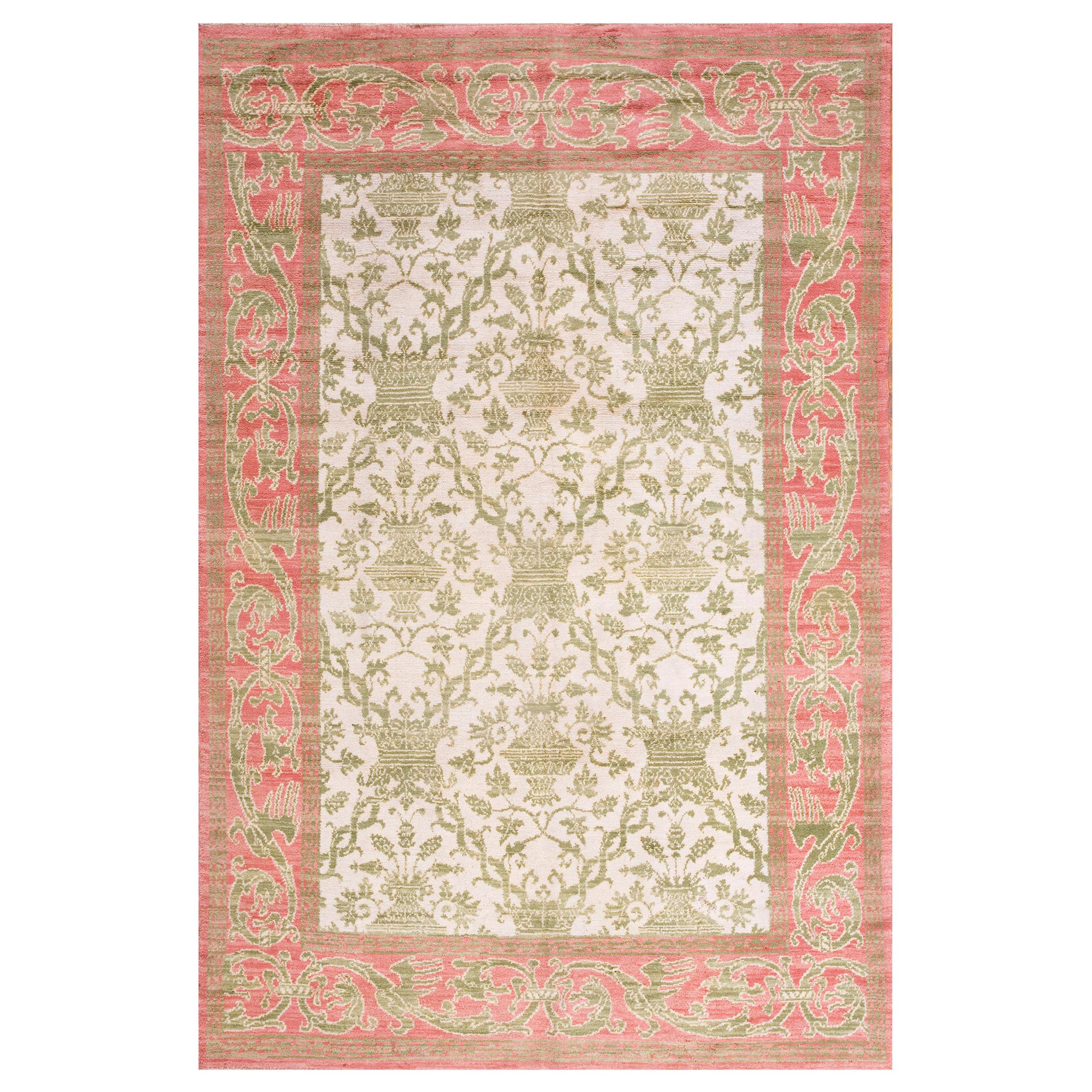 Early 20th Century Spanish Cuenca Carpet ( 6'6" x 10' - 198 x 305 )