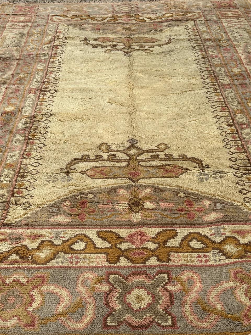 Antique European hand knotted Oushak design Rug For Sale 8