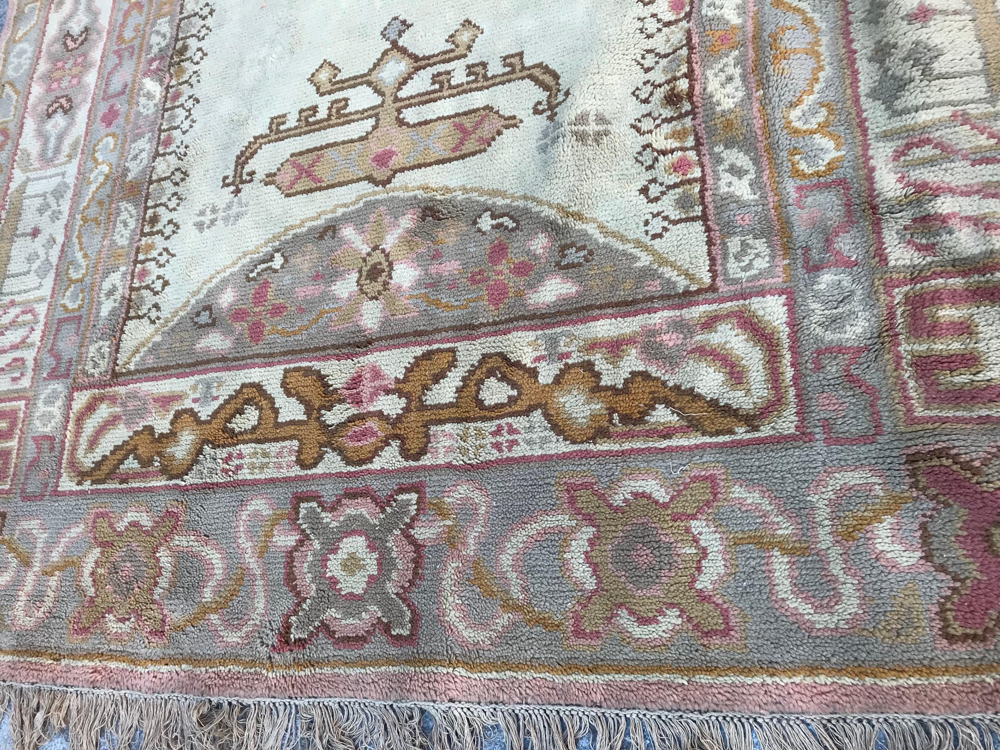 Antiker europäischer spanischer Teppich im Ushak-Stil im Angebot 5