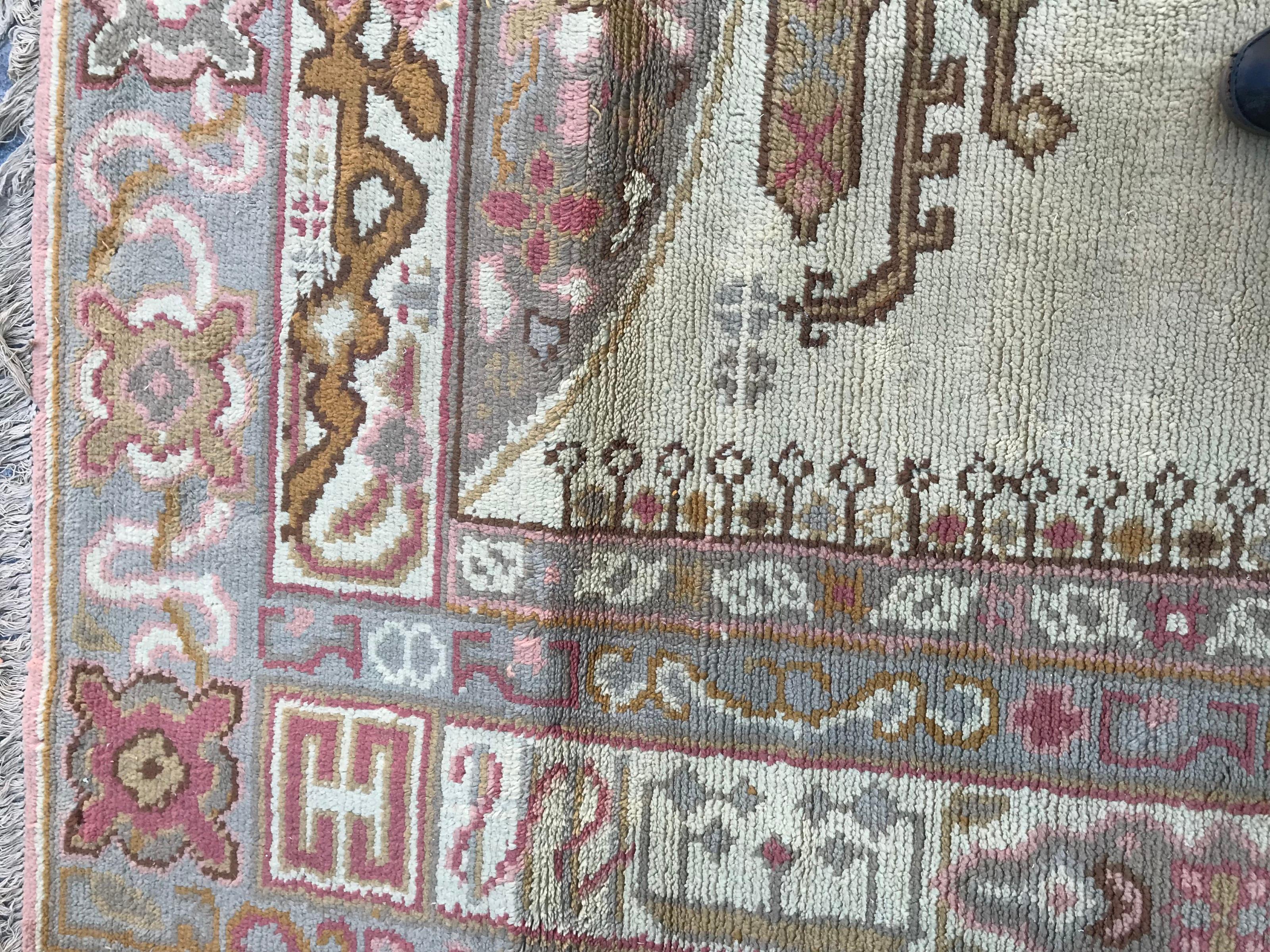 Antiker europäischer spanischer Teppich im Ushak-Stil (20. Jahrhundert) im Angebot