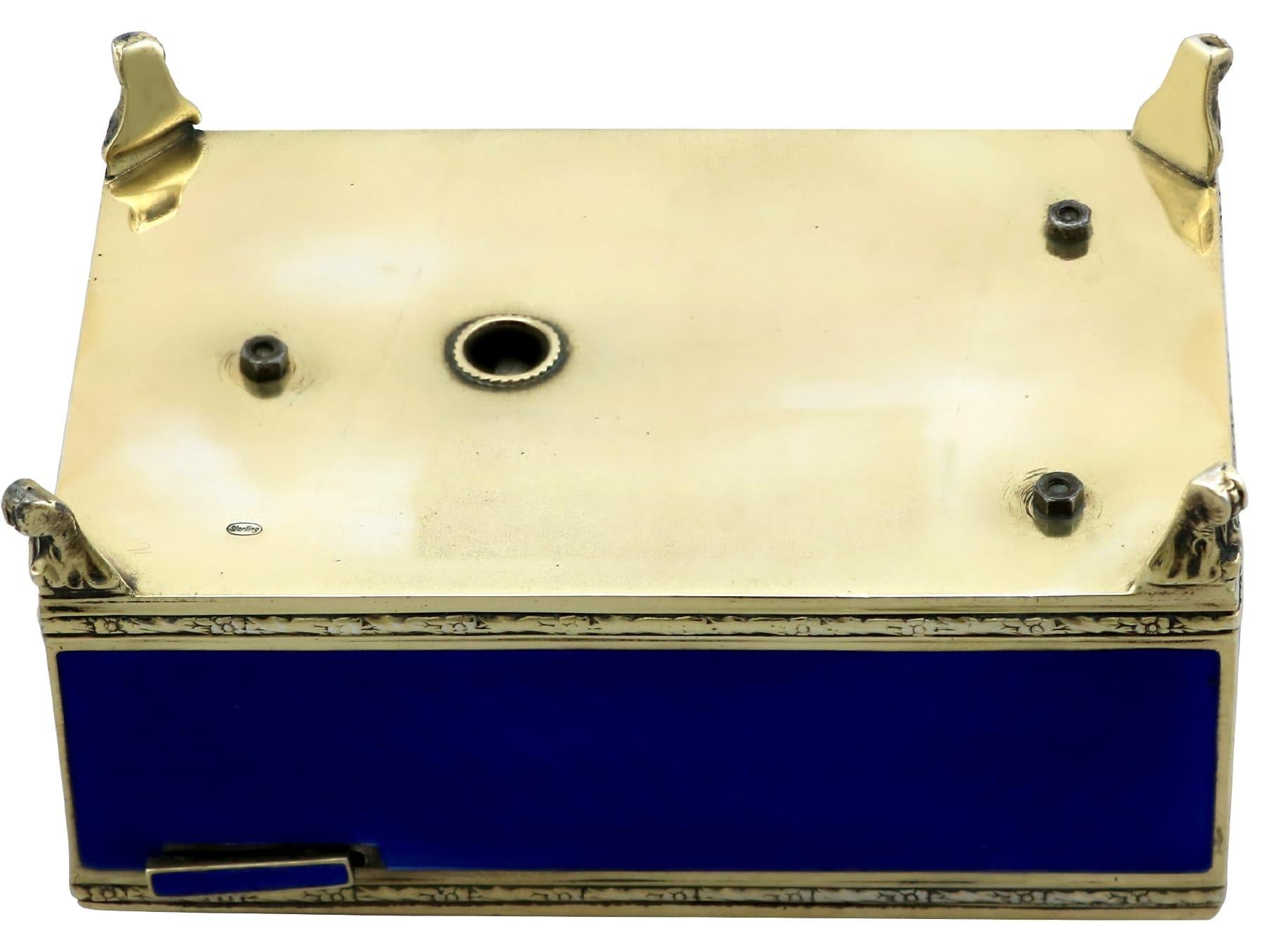 Caja europea para pájaros cantores de plata de ley y esmalte -  Alrededor de 1900 en venta 8