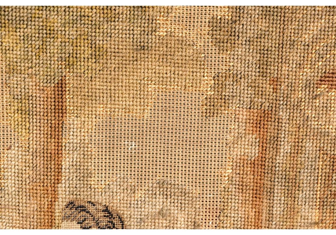 Arazzo antico europeo a due pannelli in vendita 11
