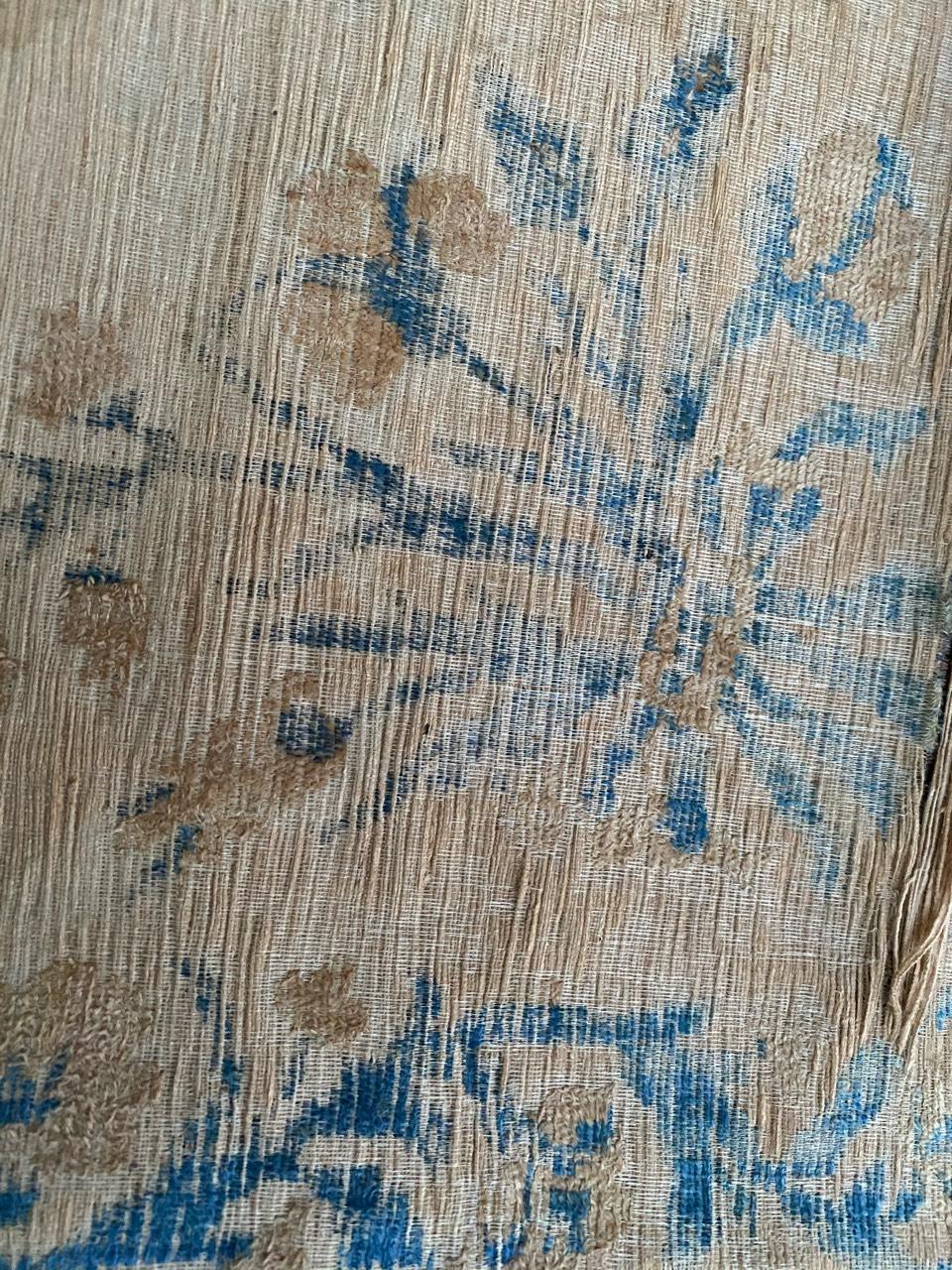 Antique European Velvet Embroidery In Distressed Condition In Saint Ouen, FR