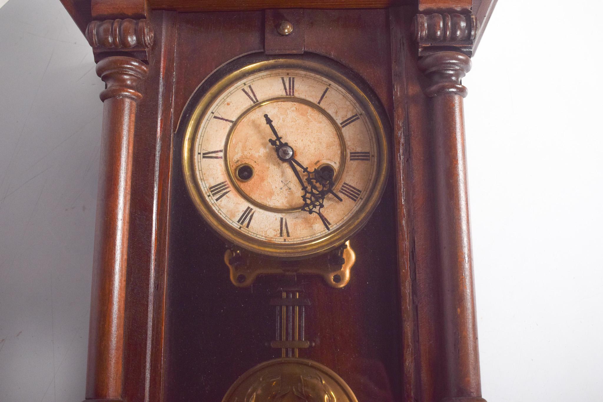 Reloj de pared europeo antiguo Moderno en venta
